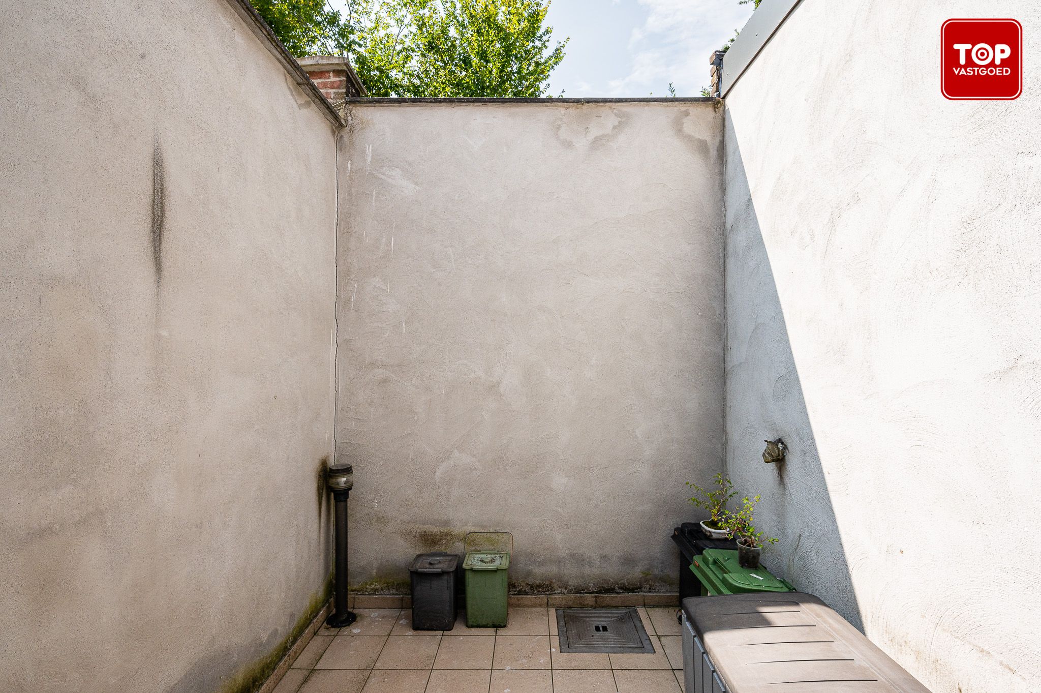 Te renoveren woning gelegen aan de Trekweg in Mariakerke  foto 18