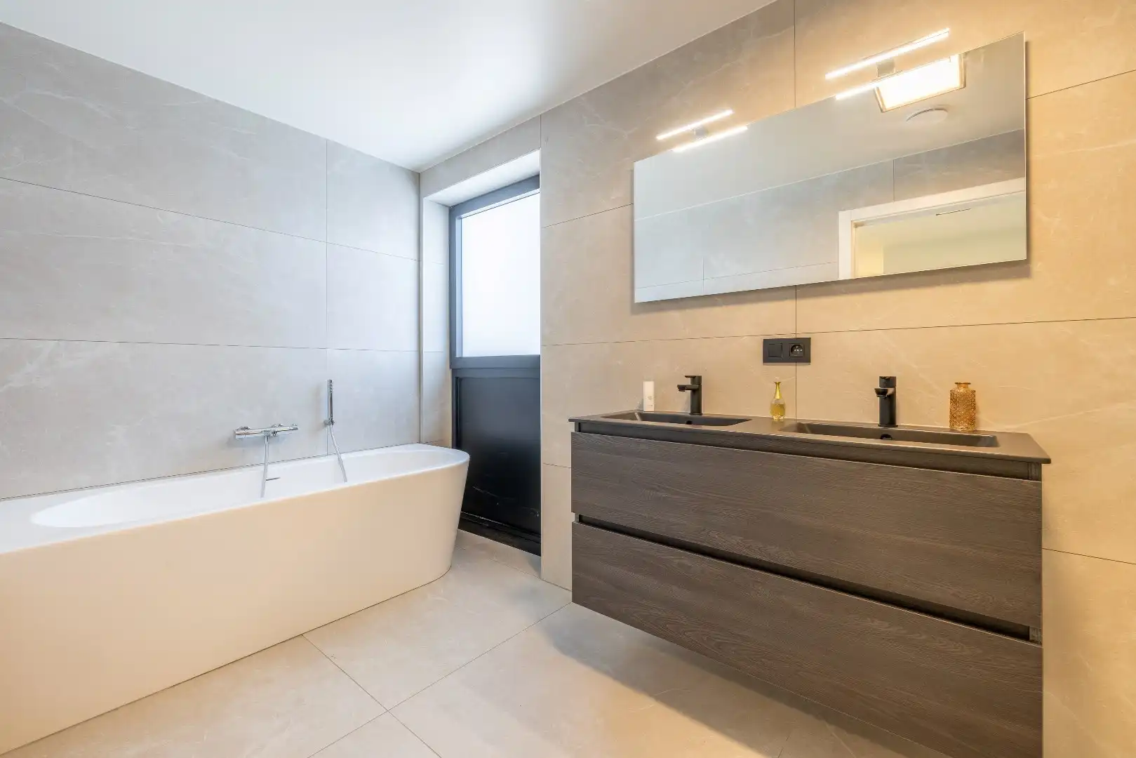 9 AFGEWERKTE NIEUWBOUW BEN-WONINGEN  foto 29