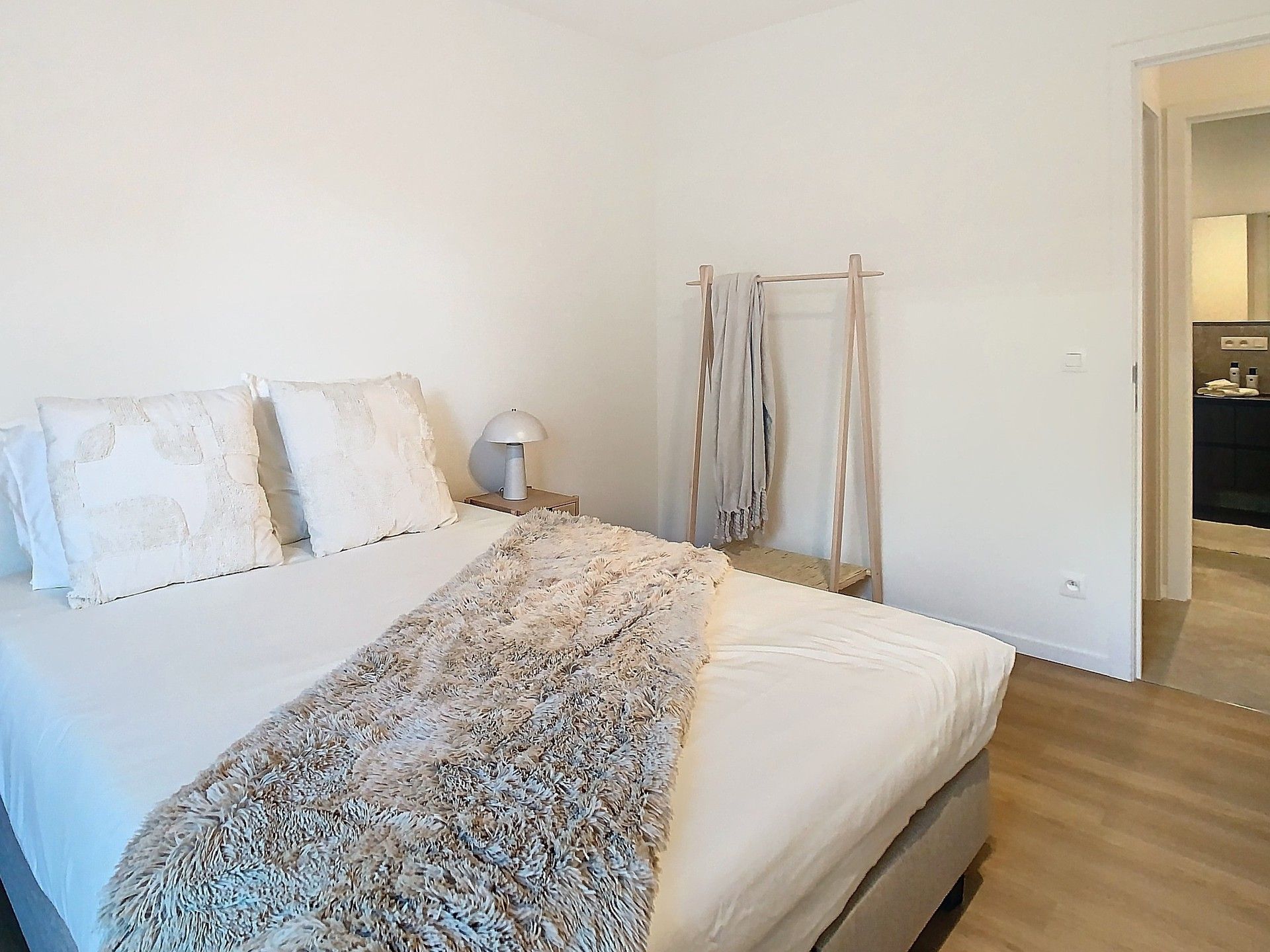Instapklaar nieuwbouwappartement met 3 slaapkamers op toplocatie in Lummen foto 12