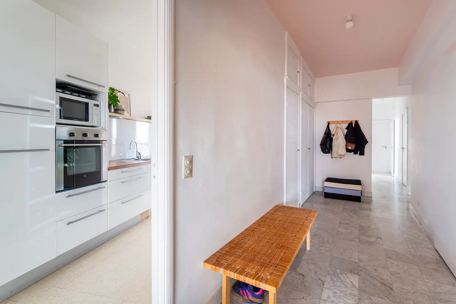Instapklaar appartement met prachtig uitzicht foto 15