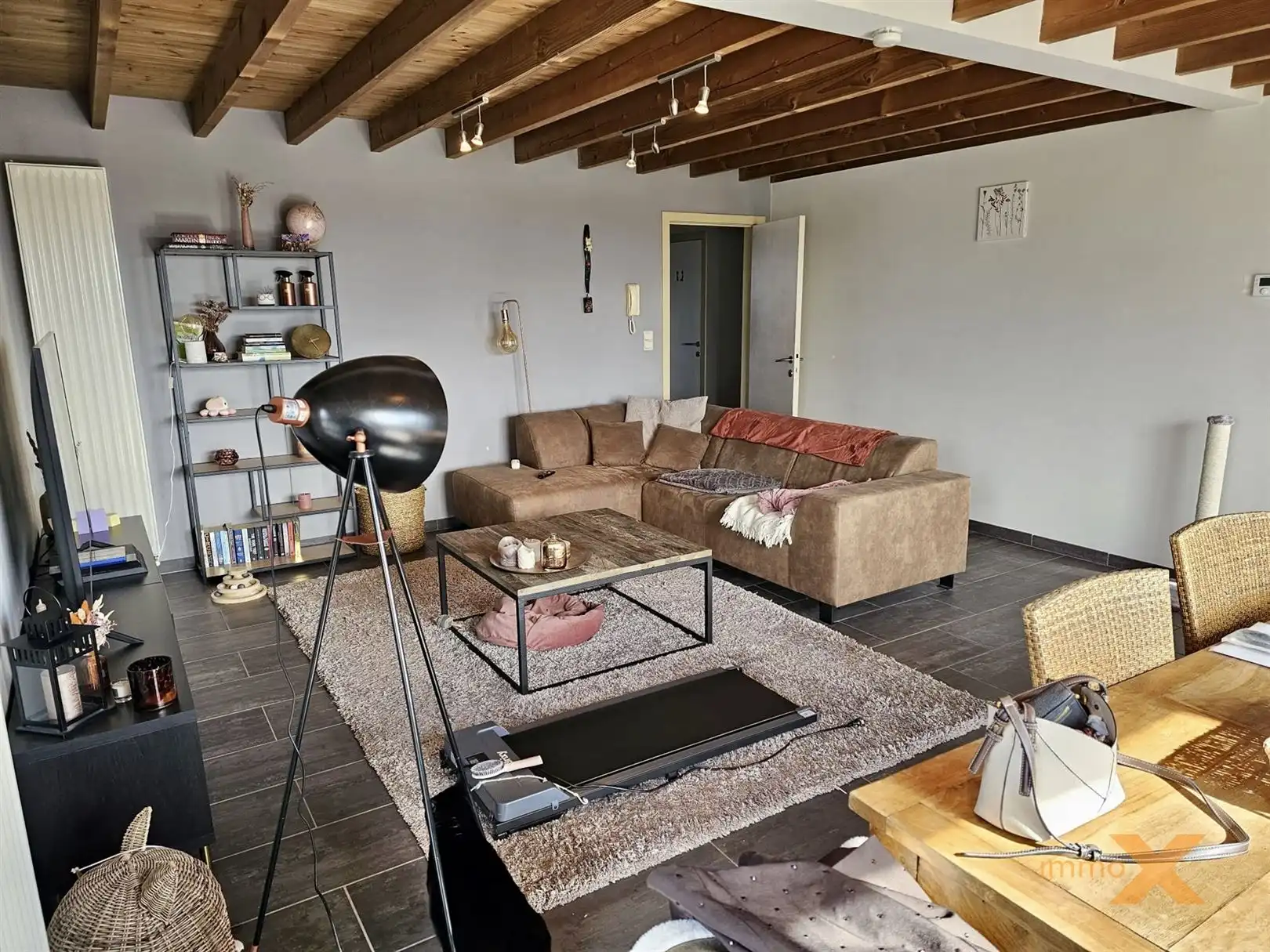 LICHTRIJK APPARTEMENT MET BALKON EN GARAGE foto 8