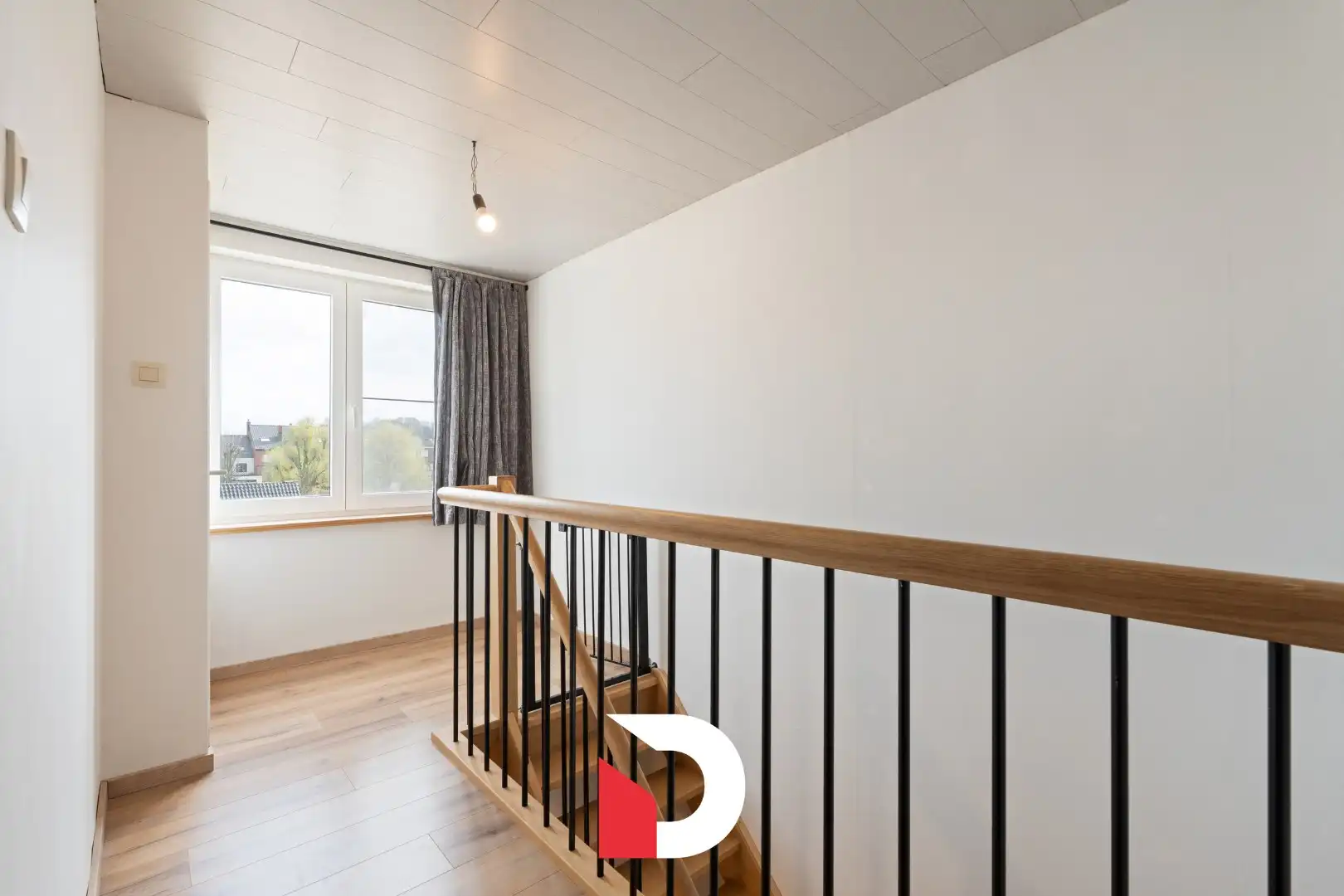 Instapklare gezinswoning met 3slk. en inpandige garage vlakbij Centrum Brugge. foto 15