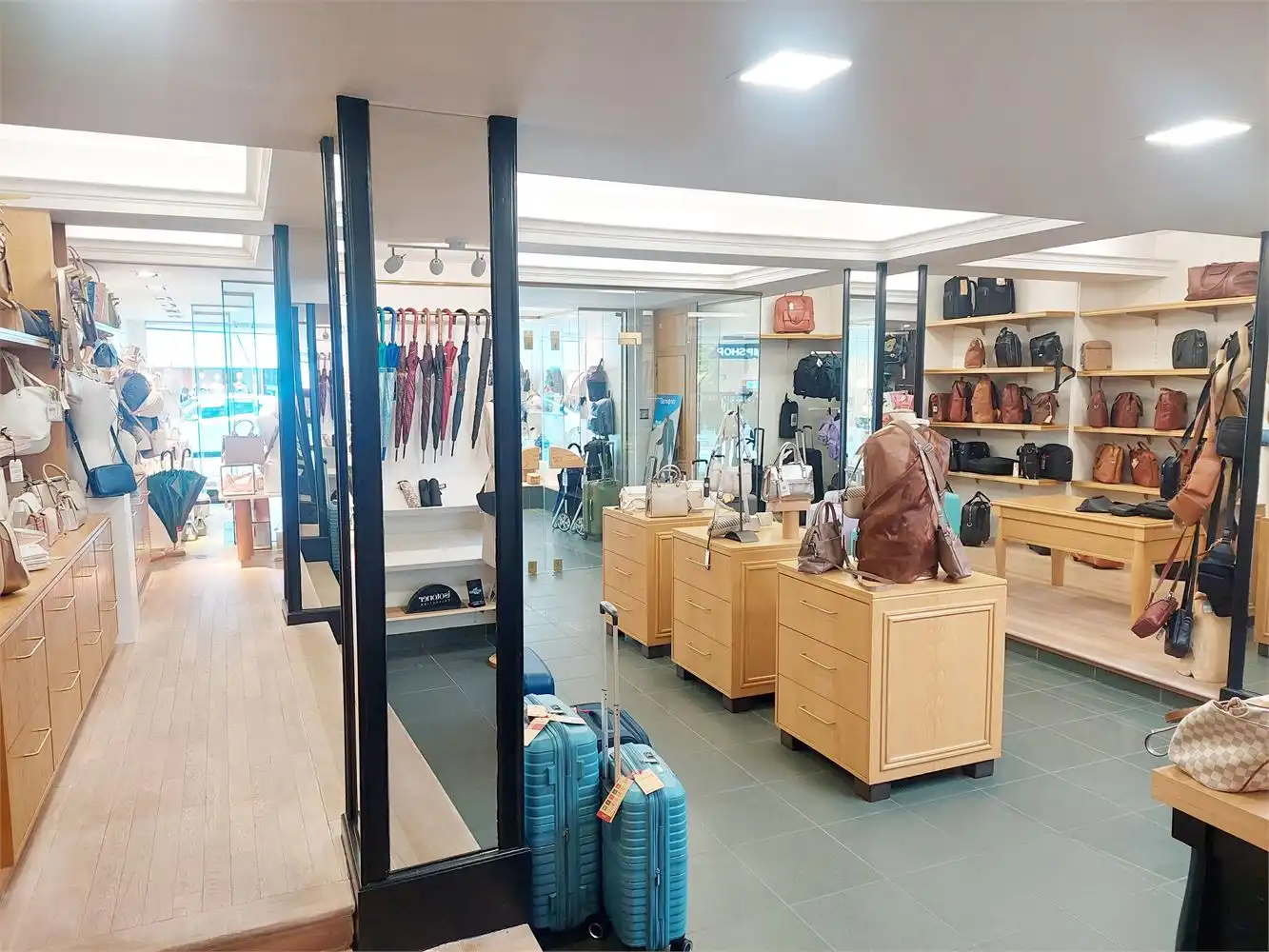 TOPGELEGEN HANDELSPAND MET POTENTIEEL IN HARTJE GEEL foto 4