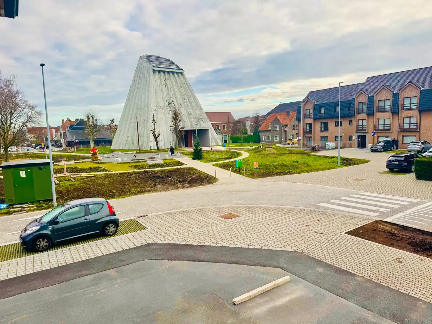 Te renoveren goed gelegen appartement. foto 14