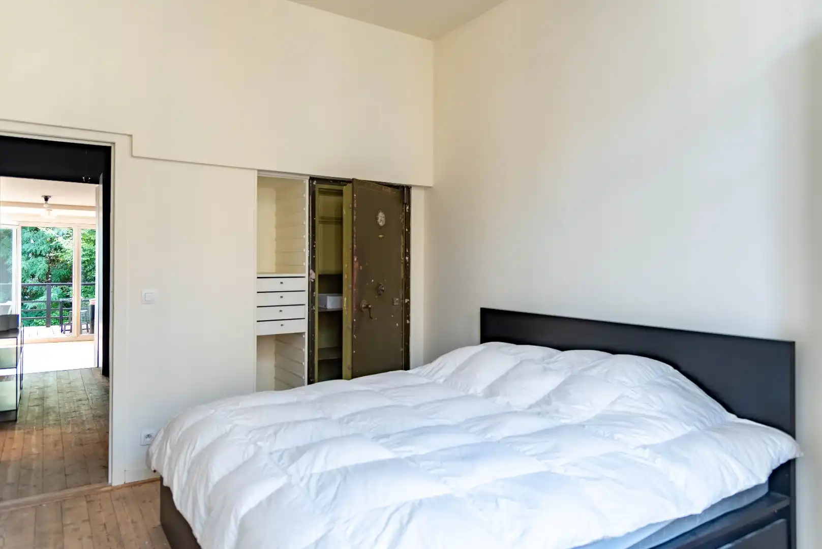 Charmant appartement met karakter en een heerlijk ruim terras foto 14