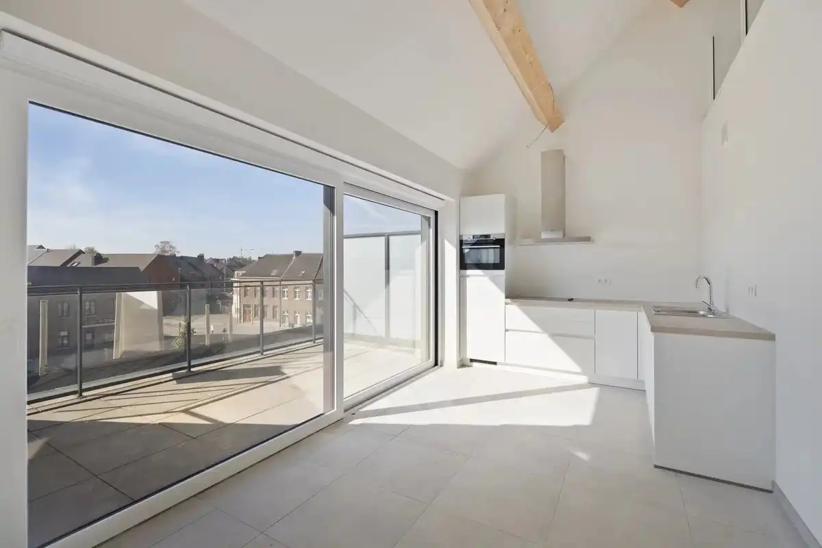 UNIEK PETNHOUSE (DUPLEX) VAN 192 M² MET 3 SLPK'S MET PRACHTIG ZICHT IN BORGLOON foto 5