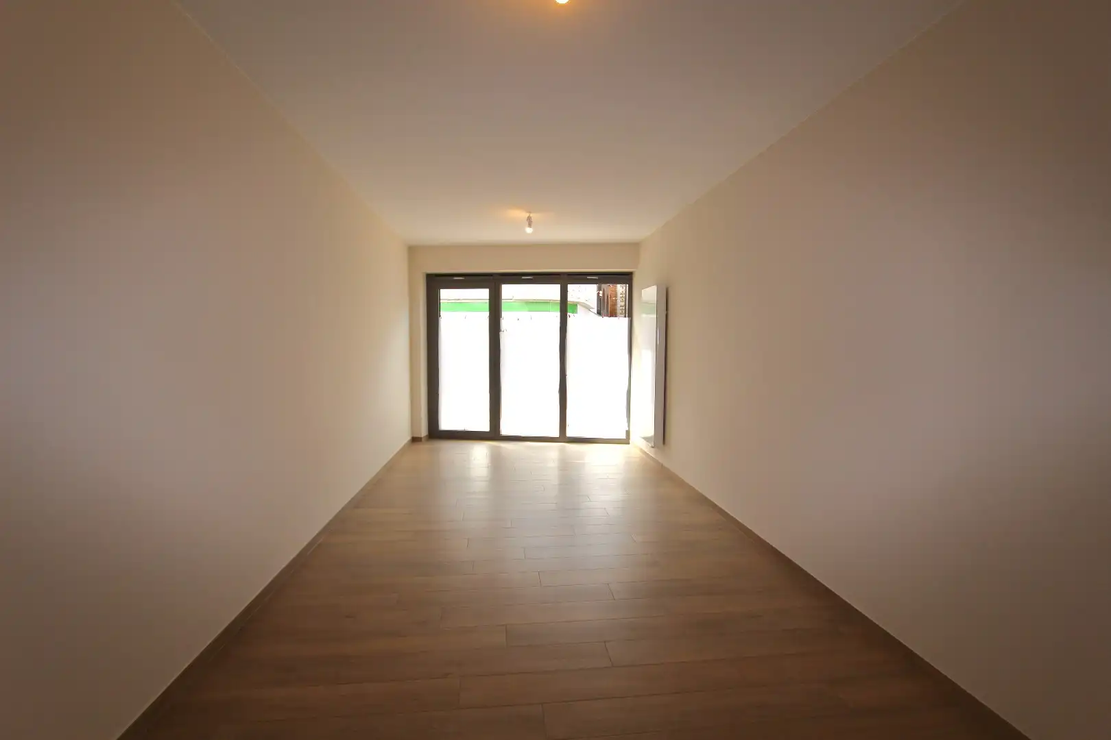 LUXE APPARTEMENT MET GROOT TERRAS - GELIJKVLOERS foto 6