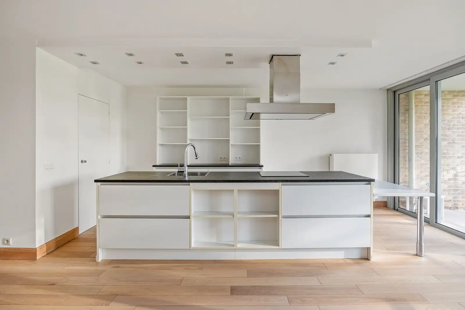 Modern appartement met uniek zicht op de golf van Brasschaat! foto 6