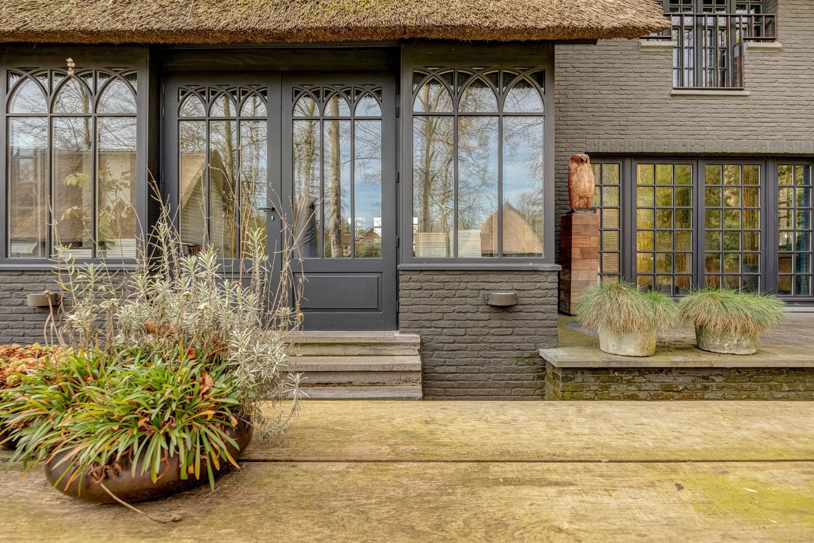 PRACHTIGE EN UNIEKE VILLA MET RIETEN DAK foto 17