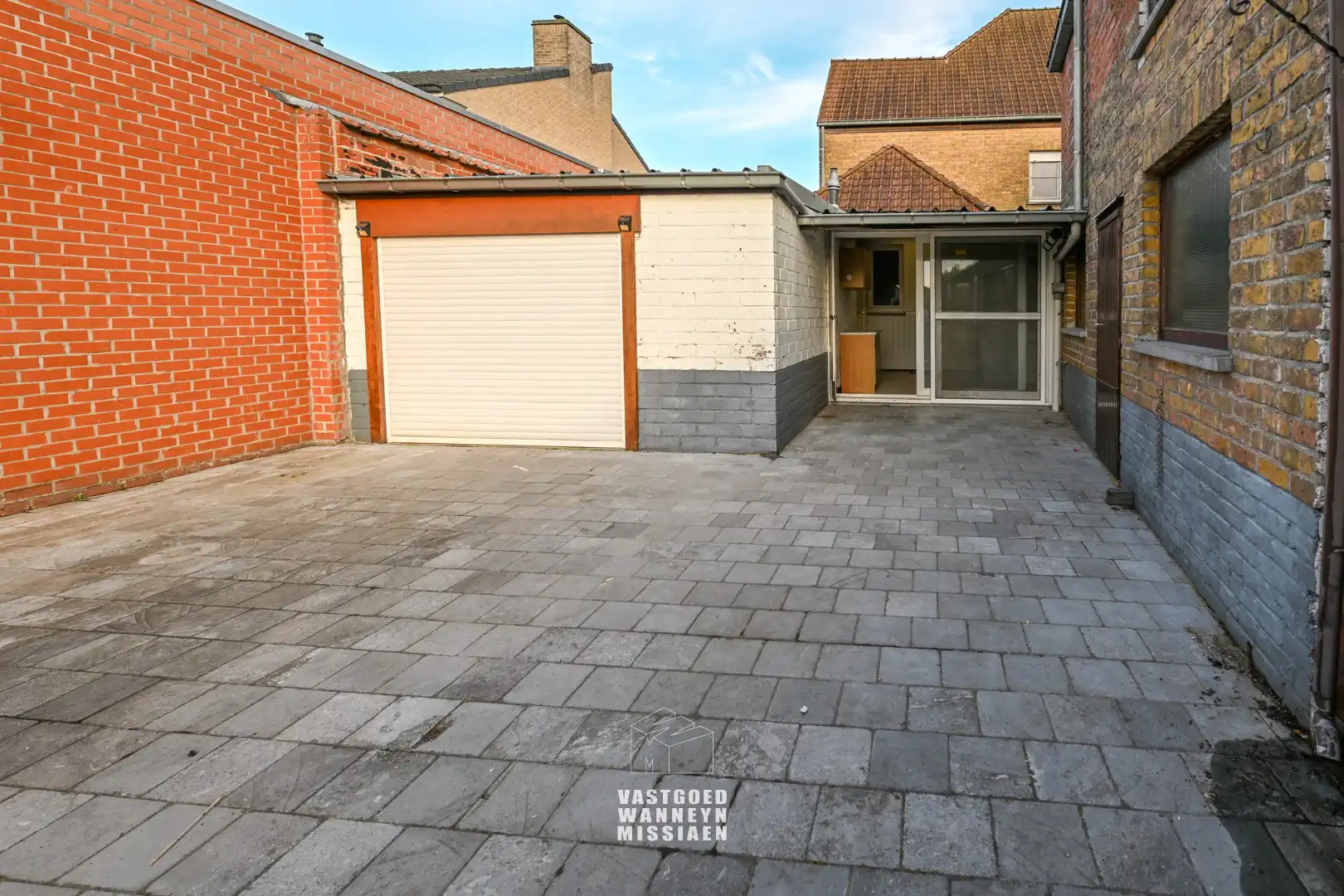 Ruime woning met 3 slaapkamers, garage en tuin in Sint-Joris foto 21