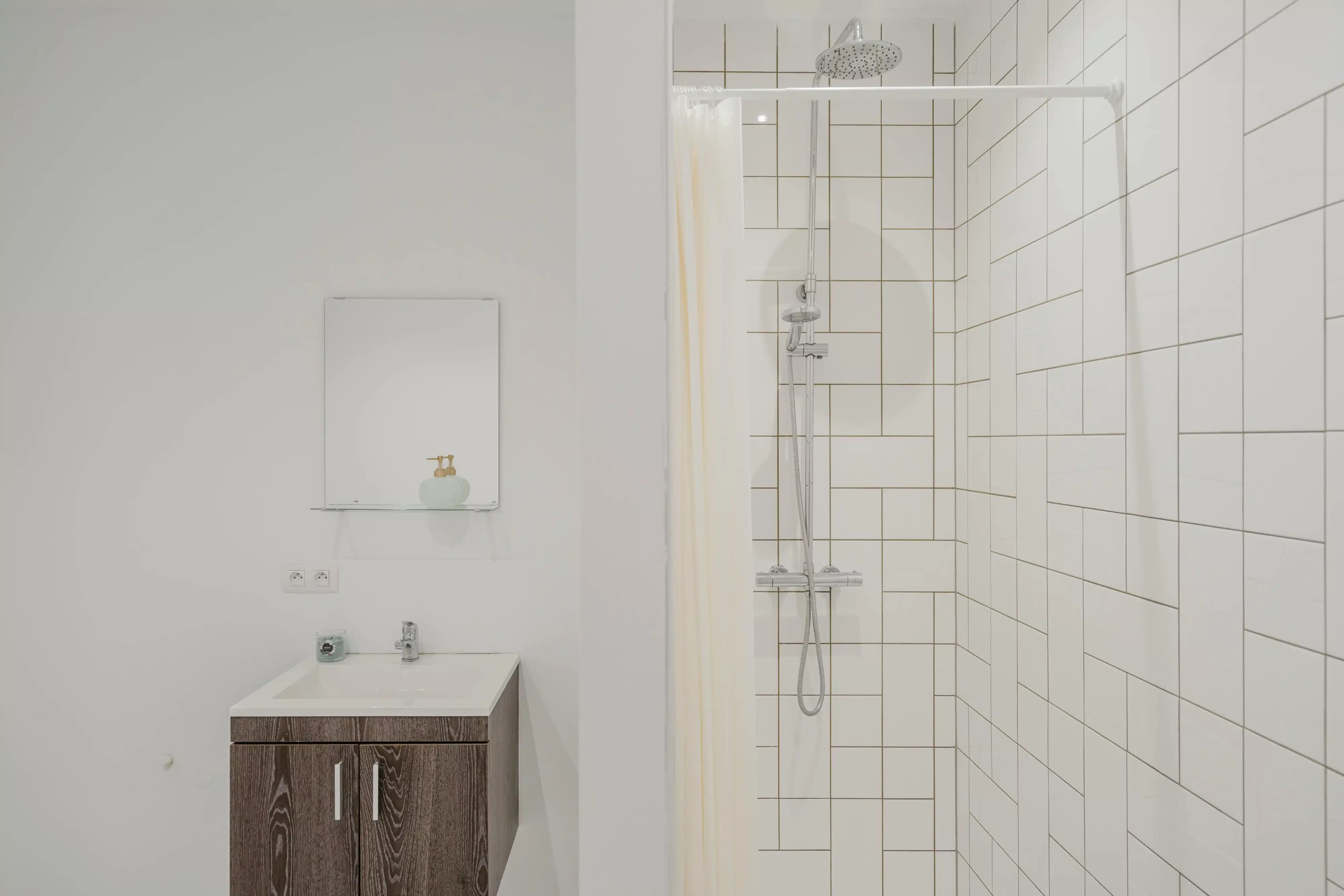 Architecturale woning met uniek loftgevoel in Kortrijk foto 17