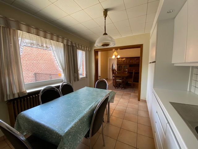 Te renoveren art deco woning met tuin op 900m² foto 13