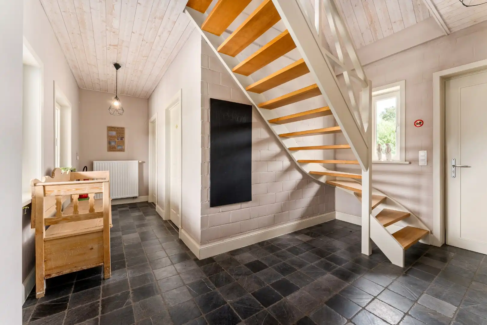 Karaktervolle hoeve met schuur in Oostveld foto 12