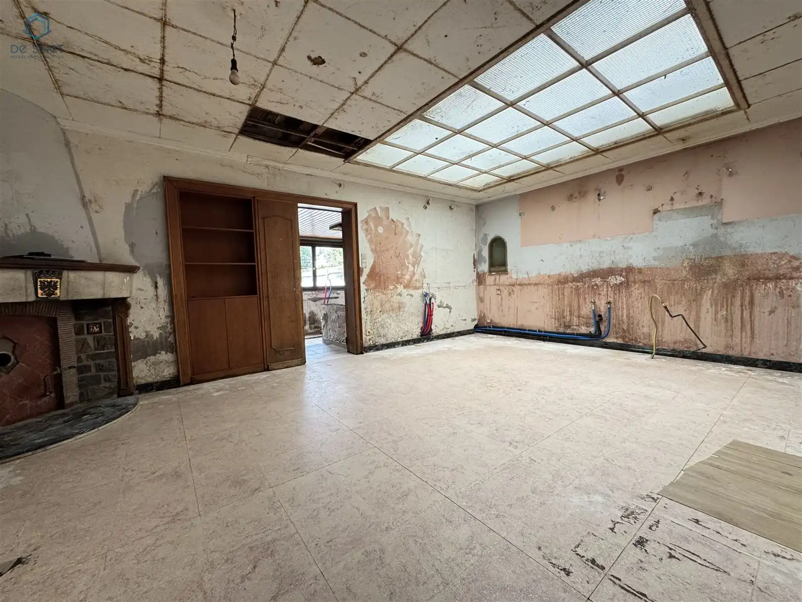 Verrassend ruime te verbouwen woning foto 6
