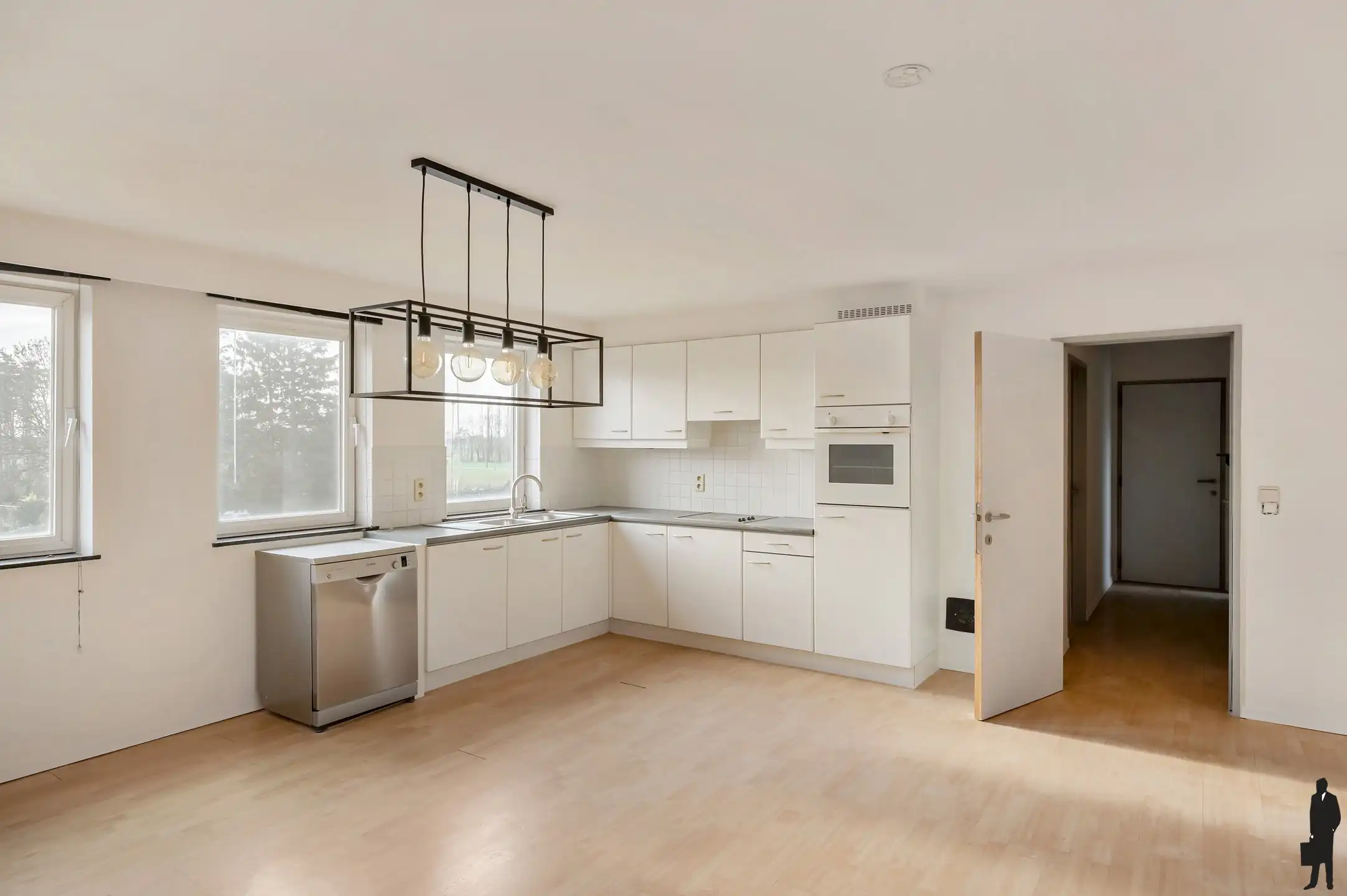 Lichtrijk dakappartement in het centrum van Nieuwmoer foto 6