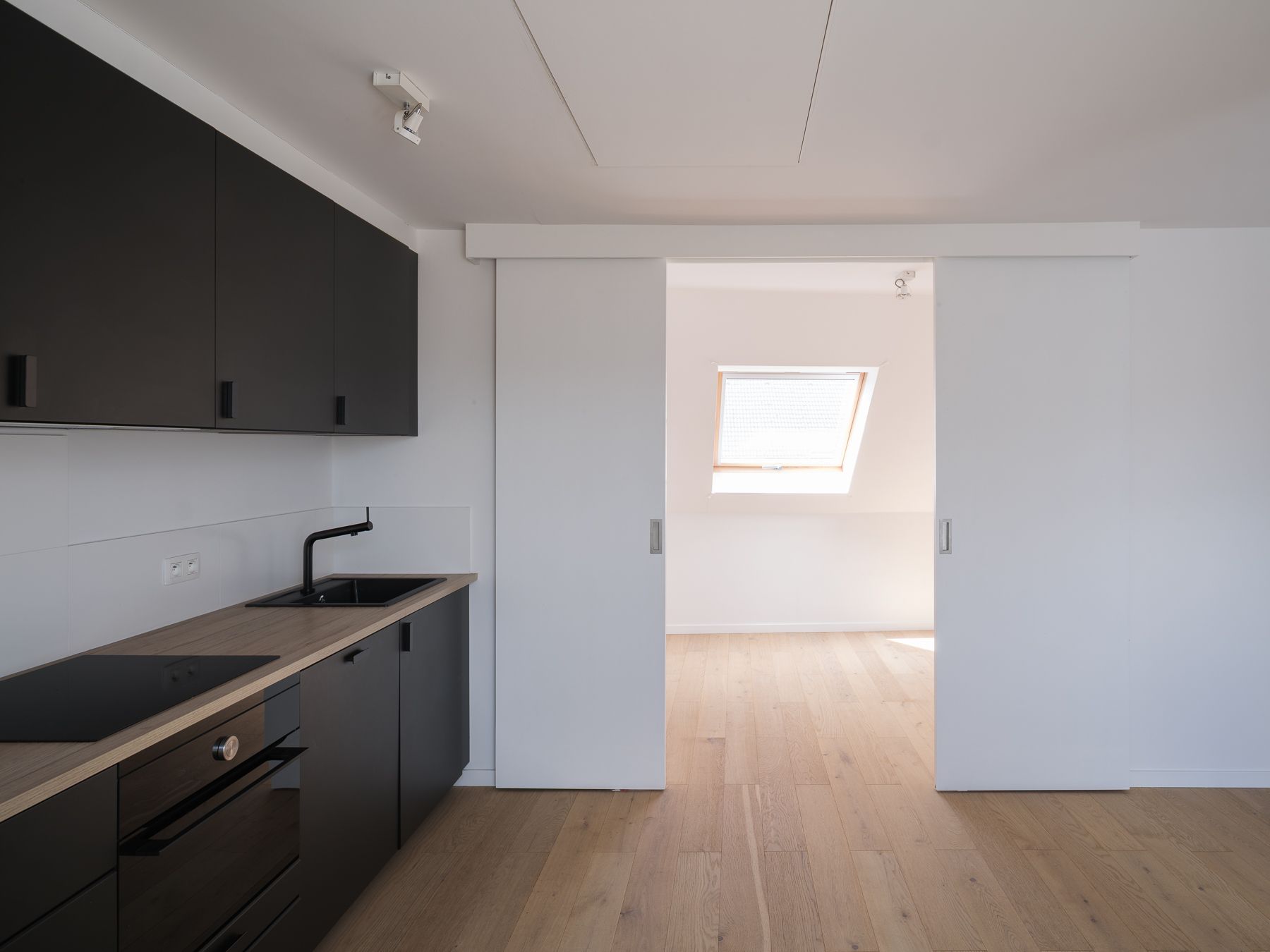 Instapklare studio op centrale ligging foto 4