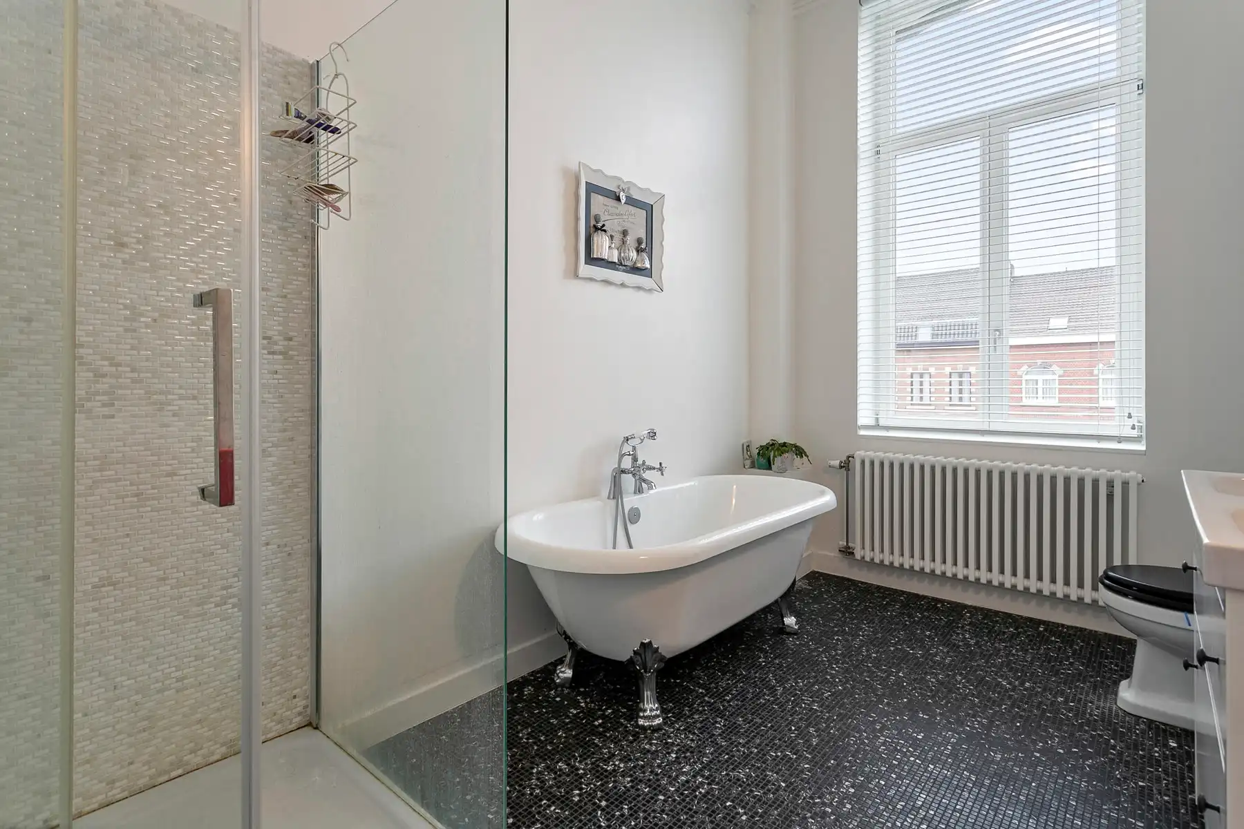 Ruim herenhuis van 571 m² met 8 slaapkamers en een tuin van bijna 20 are foto 35