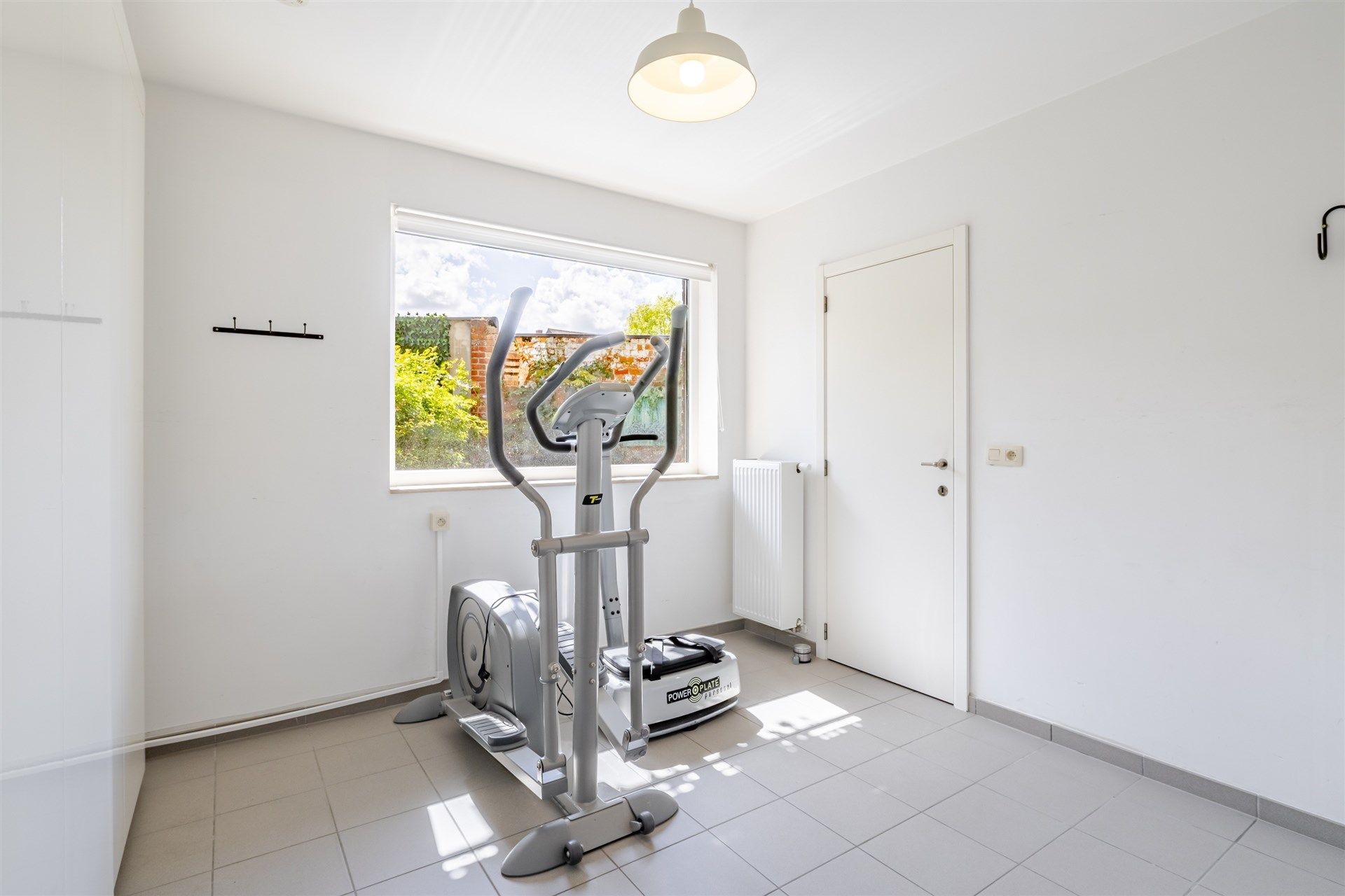 Prachtige woning met 4 slks, garage en stadstuintje foto 3