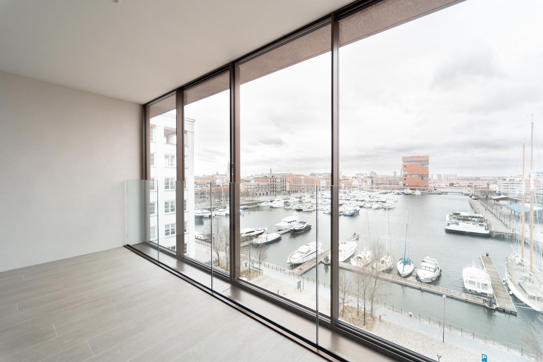 Luxe studio aan het Willemdok, Eilandje foto {{pictureIndex}}