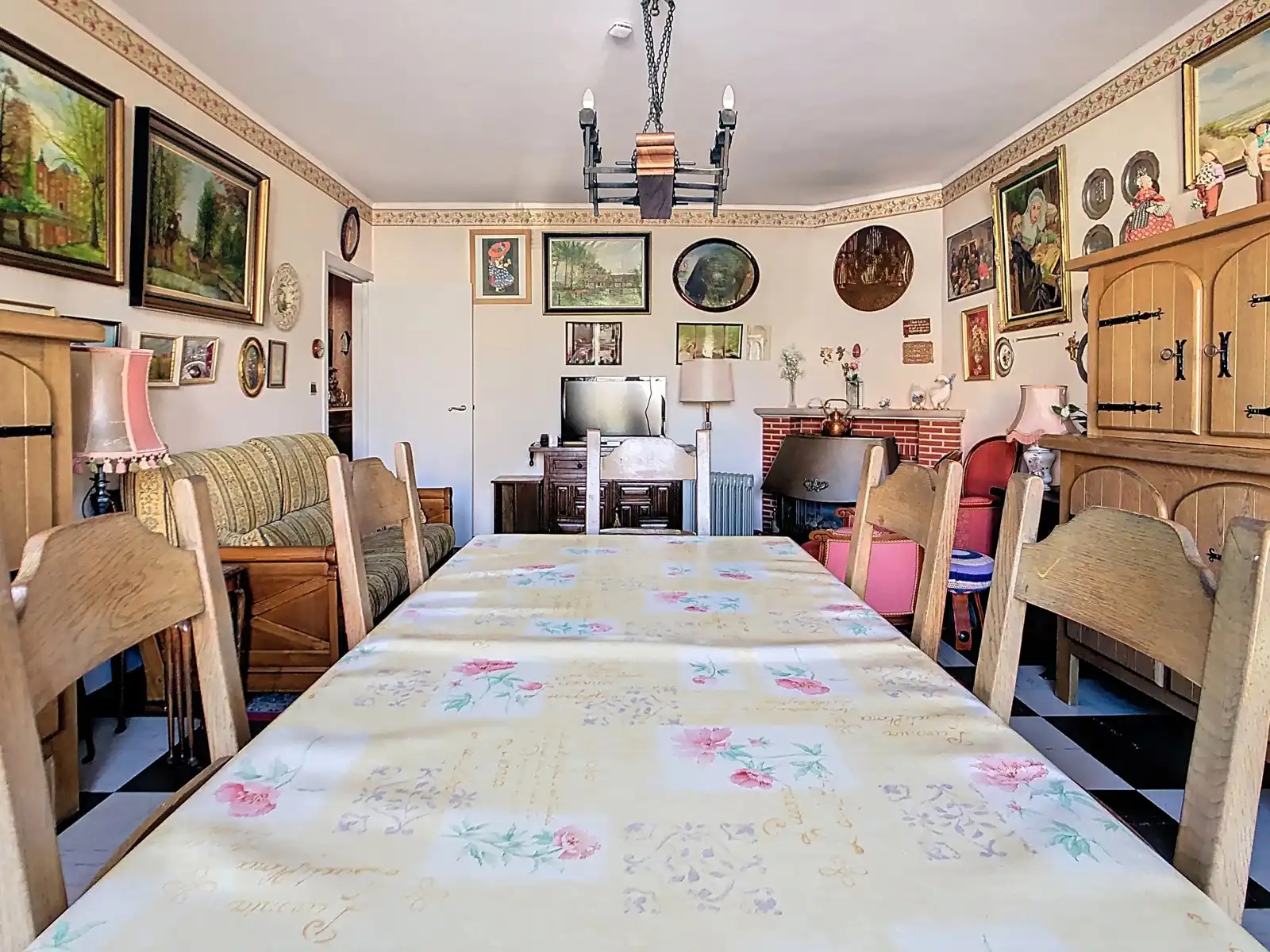 Appartement met 2 slkmrs, garage en staanplaats en 2 kelders foto 8