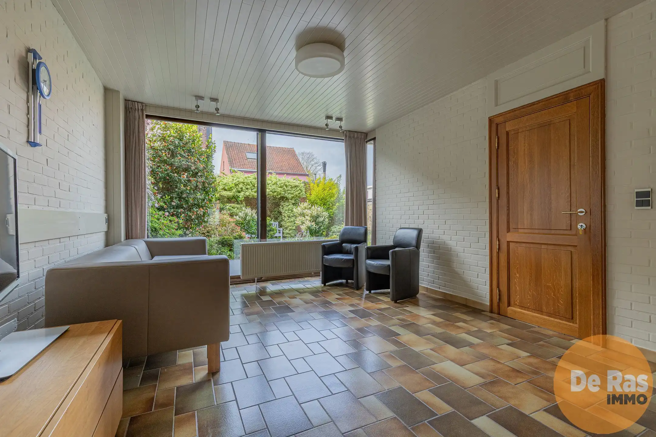 LIEDEKERKE - Ruime gezinswoning met tal van mogelijkheden foto 11