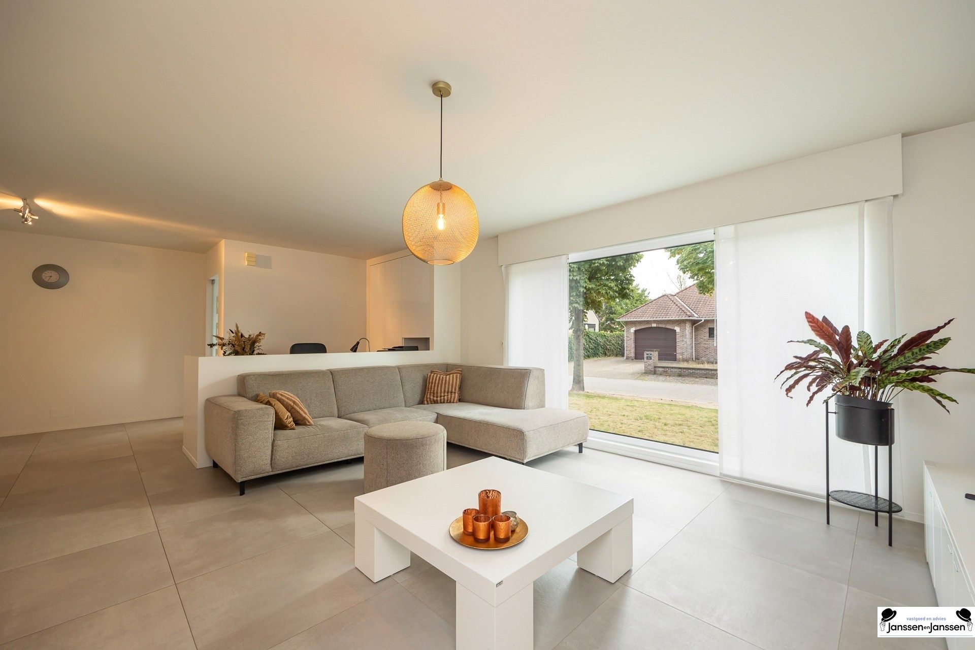 Instapklare, volledig gerenoveerde woning op royaal perceel! foto 5