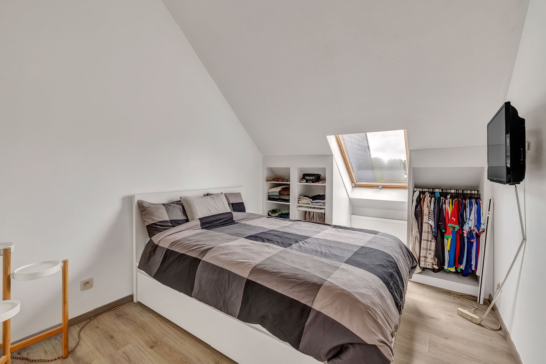 Instapklare villa met 6 slpk en uitstekende mobiliteitsscore foto 15