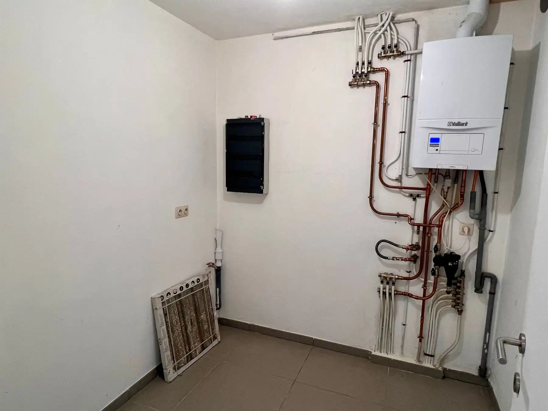 Landelijk gelegen comfortabele halfopen woning foto 13