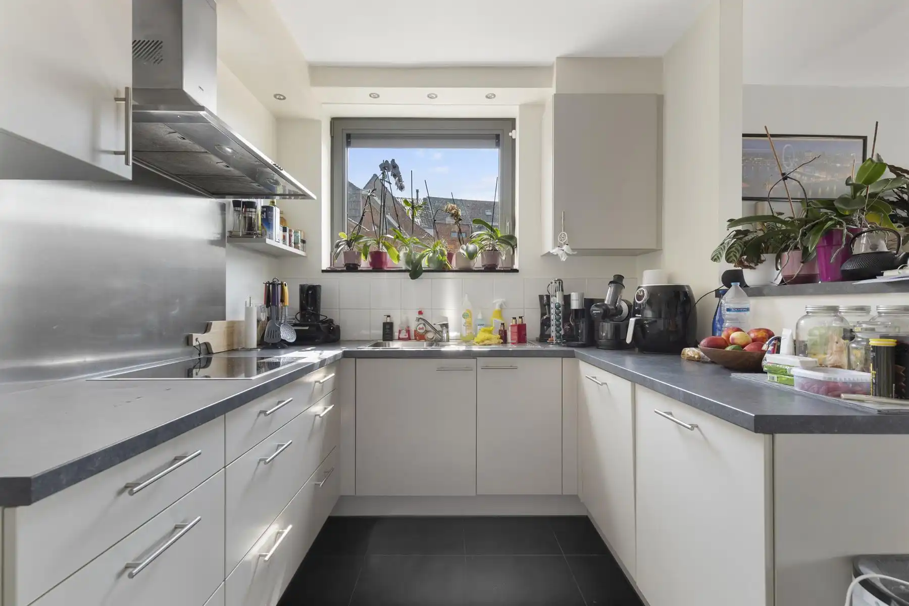 Centraal gelegen duplex appartement met 2 slaapkamers en terrassen te Wetteren  foto 5