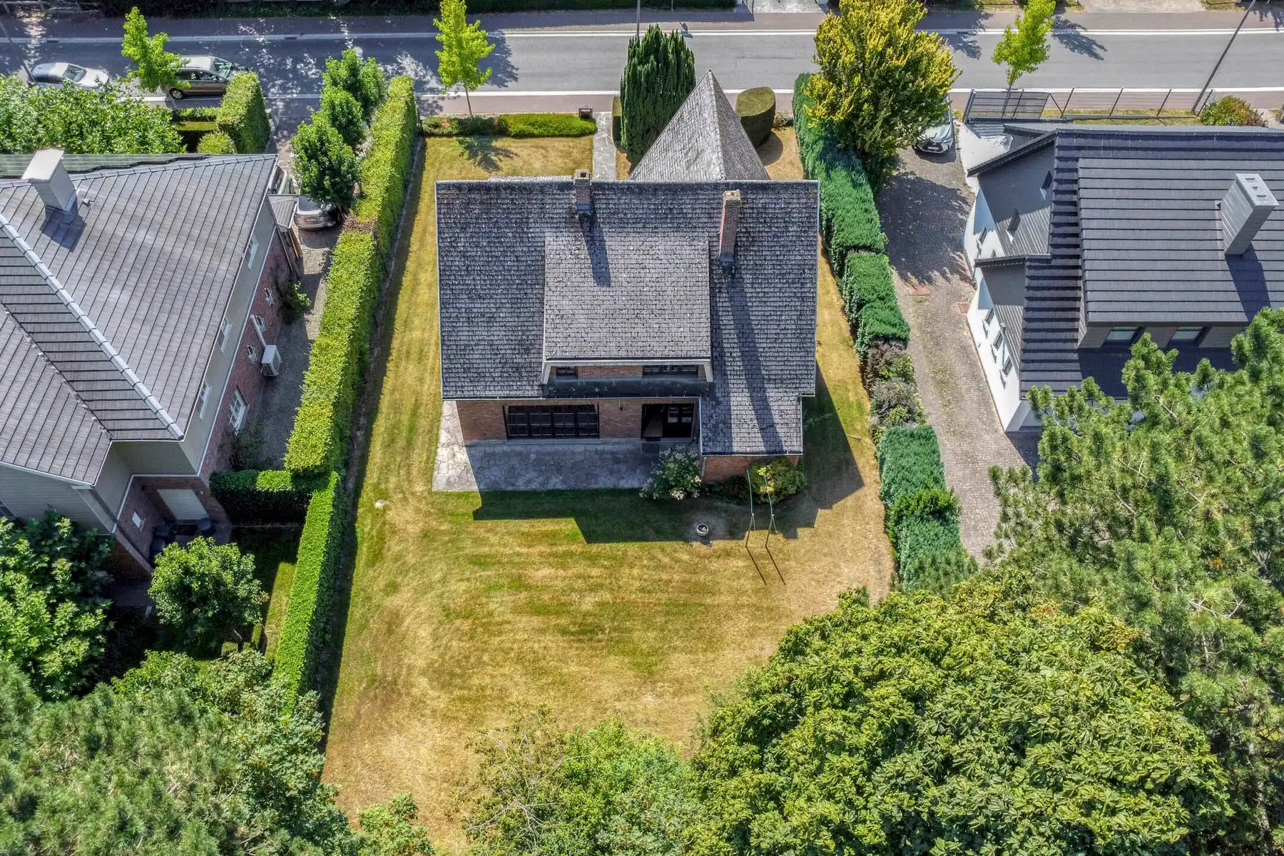 Karaktervolle villa met 4/5 slaapkamers foto 3
