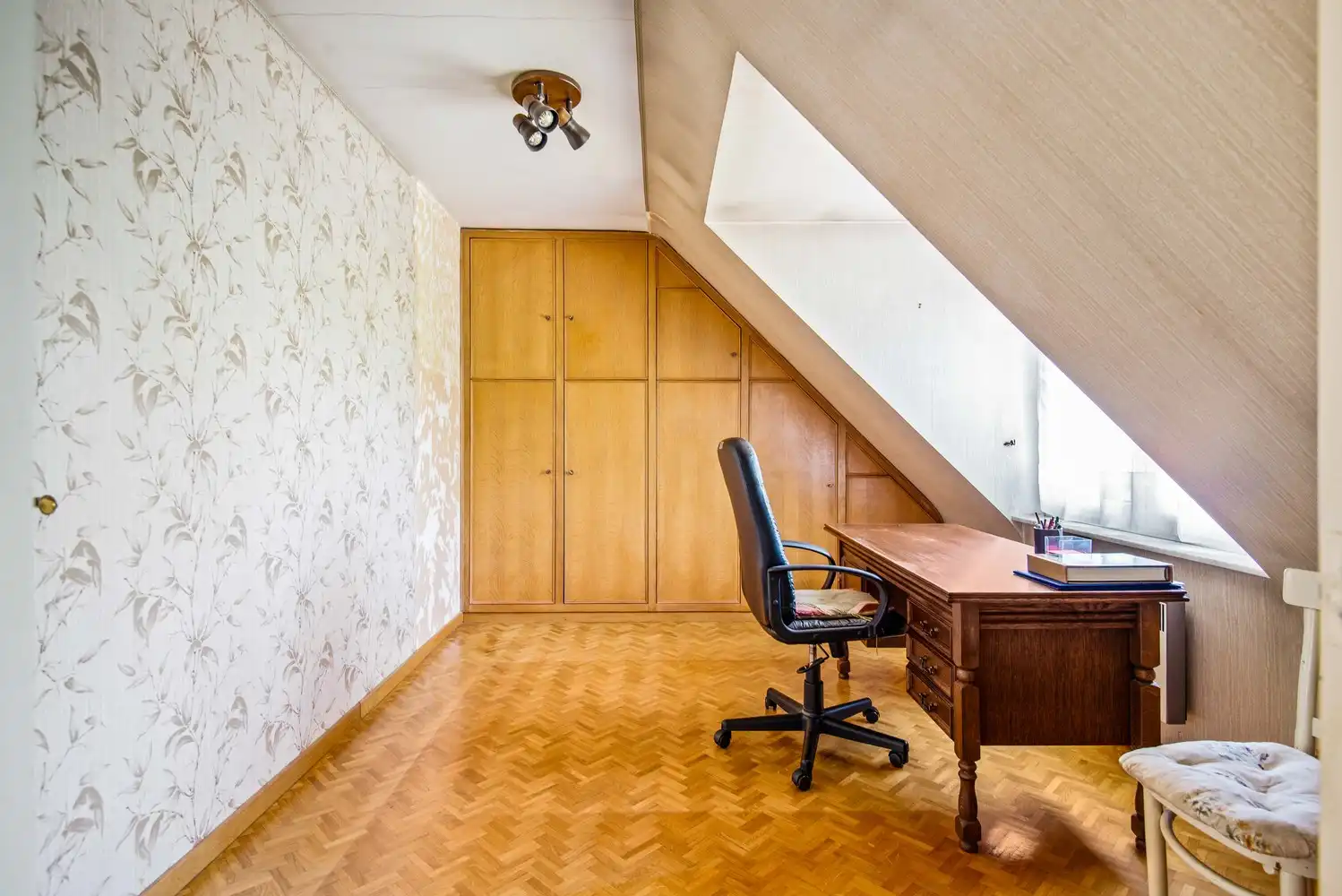 Charmante villa met 4 slaapkamers op toplocatie in Wommelgem! foto 26