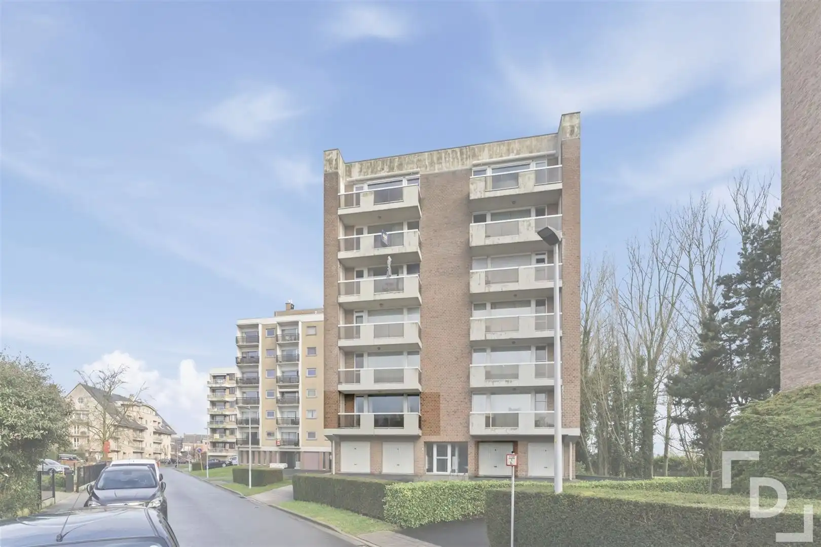 Ruim appartement met 3 slaapkamers en garage te koop in de groene omgeving van Ieper. foto 21