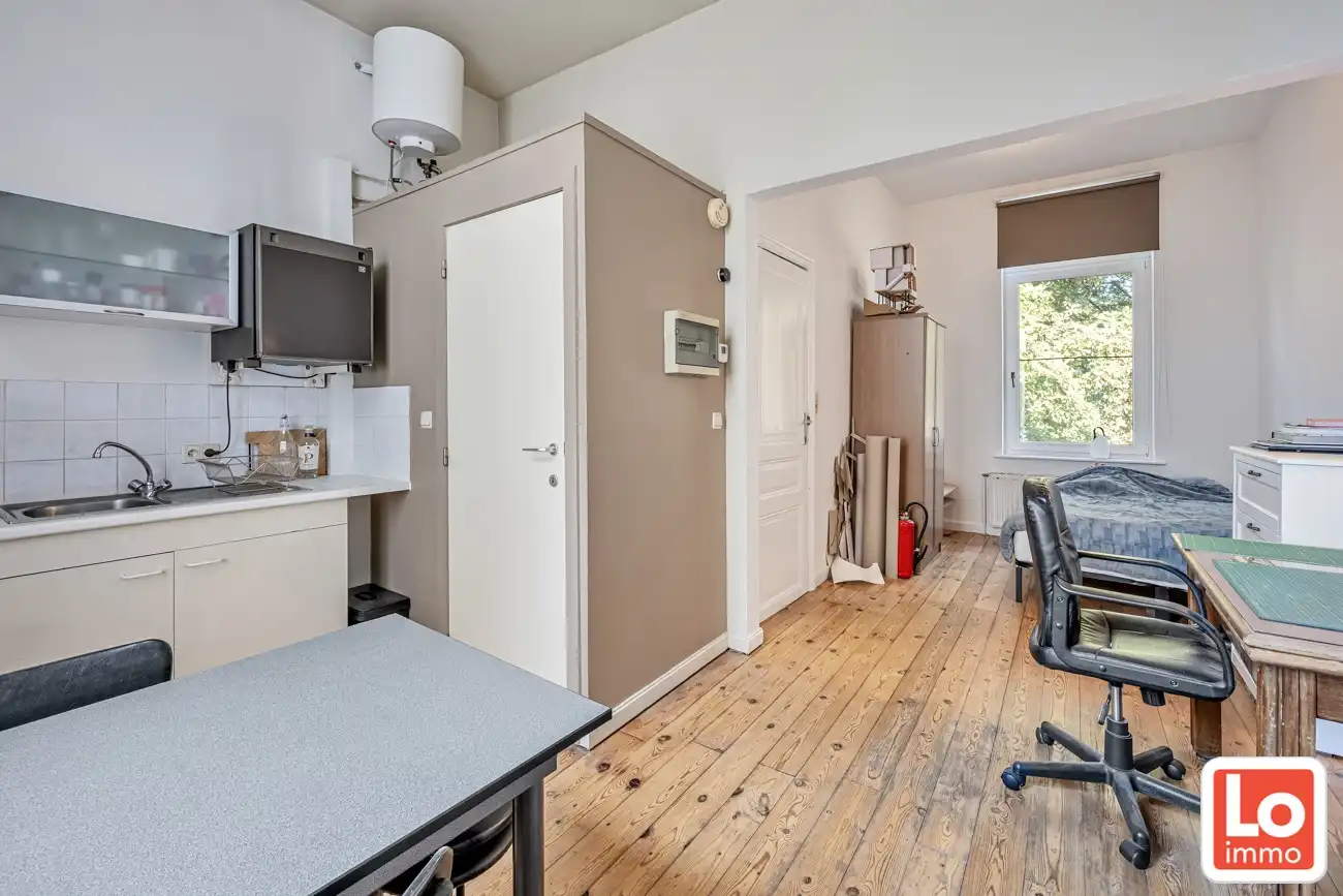 Opbrengsteigendom met 4 studio's/studentenkamers op een topligging bij het Rabot foto 8