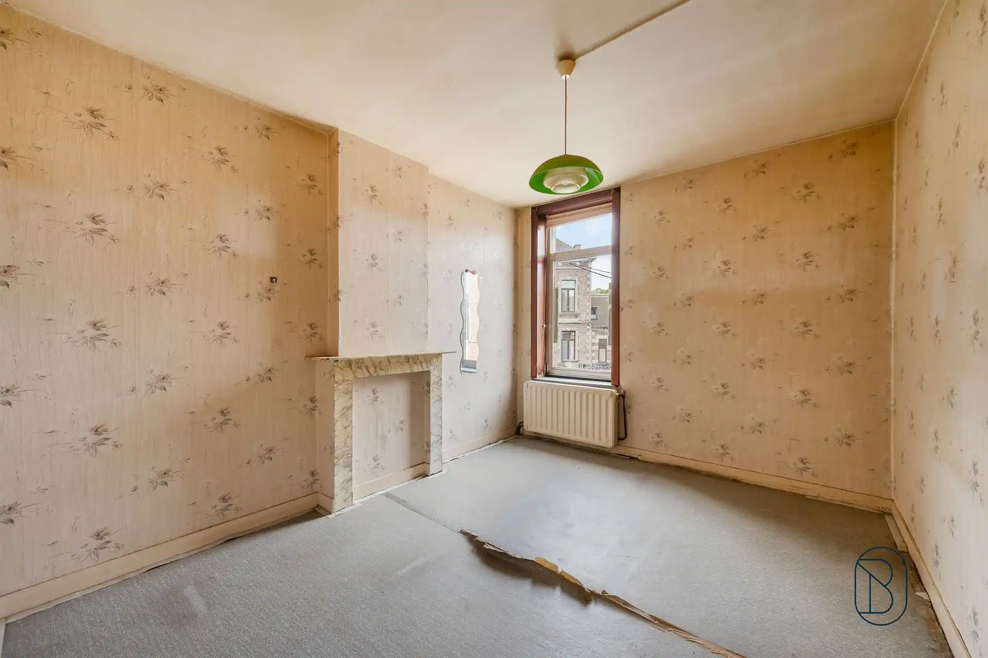 Te renoveren woning: IDEAAL VOOR INVESTEERDERS! foto 4