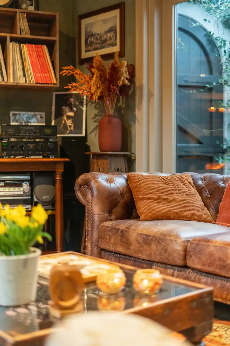 Charmante gerenoveerde woning met 3 slpk en 2 garages  foto 14