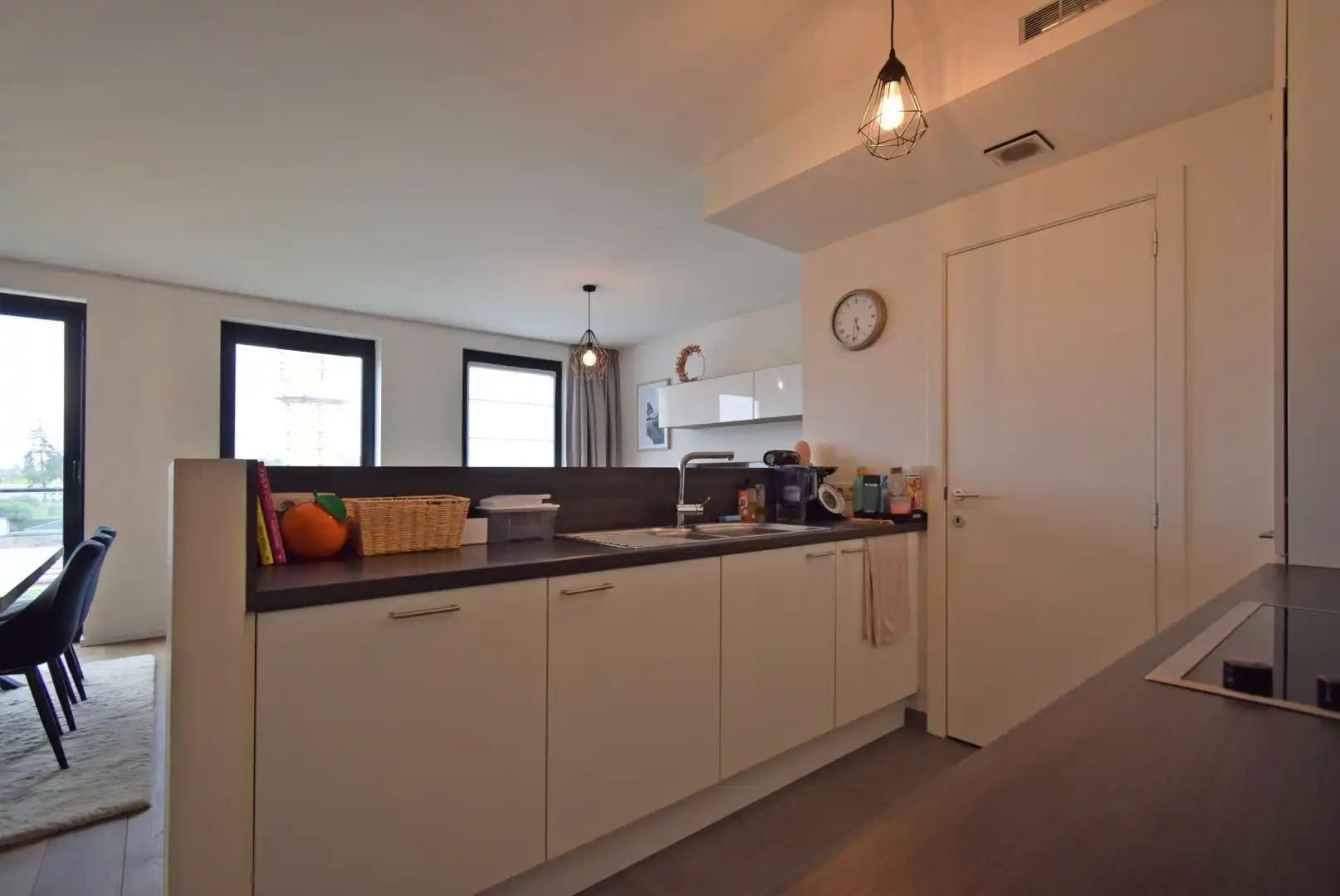 NIEUWBOUWAPPARTEMENT MET AUTOSTANDPLAATS EN TERRAS  foto 5