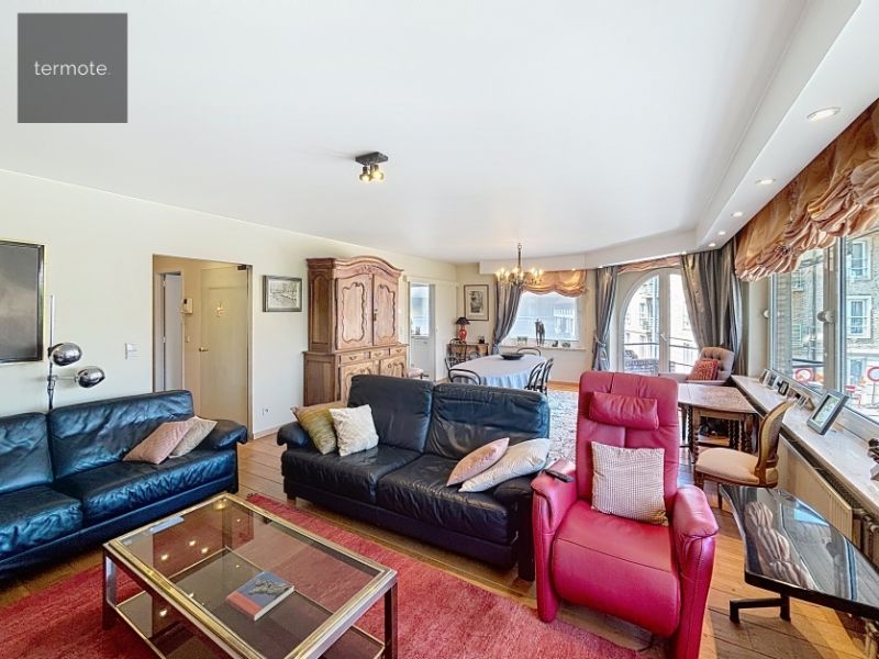 Ruim hoekappartement foto 9