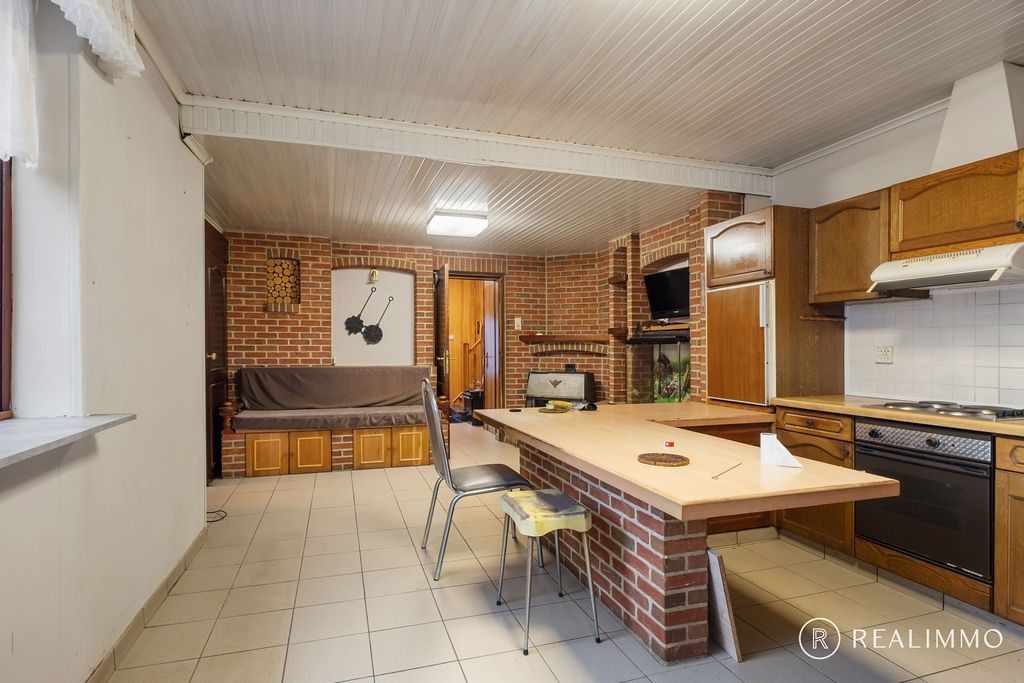 Gezinswoning met potentieel en zonnige tuin in de rustige Arendswijk foto 6