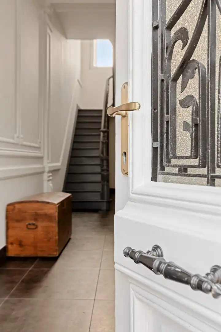 Karaktervolle herenwoning uit 1871 met 4 slaapkamers en prachtige stadstuin - Merksem foto 2