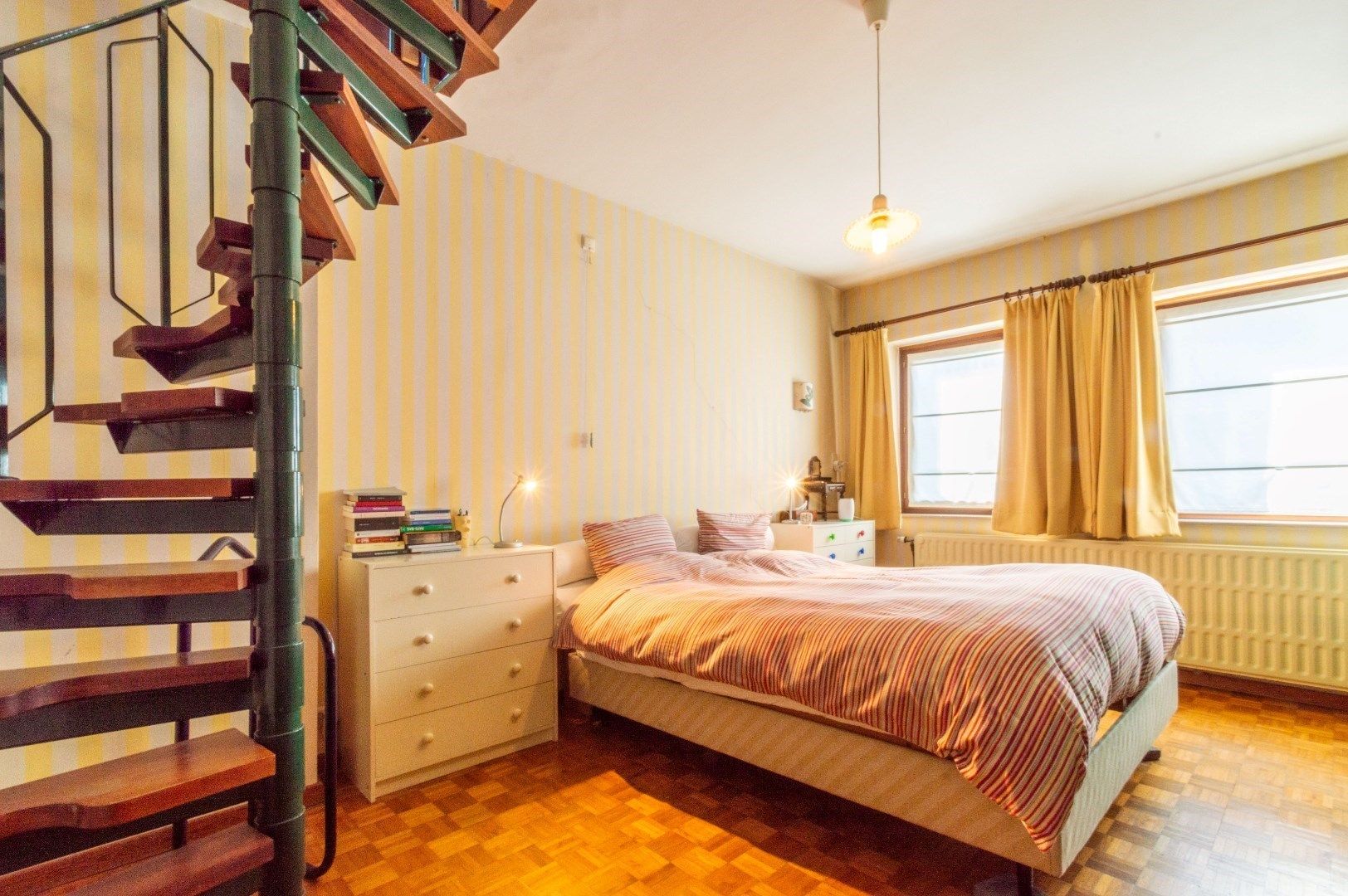 GEHEEL VAN 2 GEBOUWEN ! foto 15