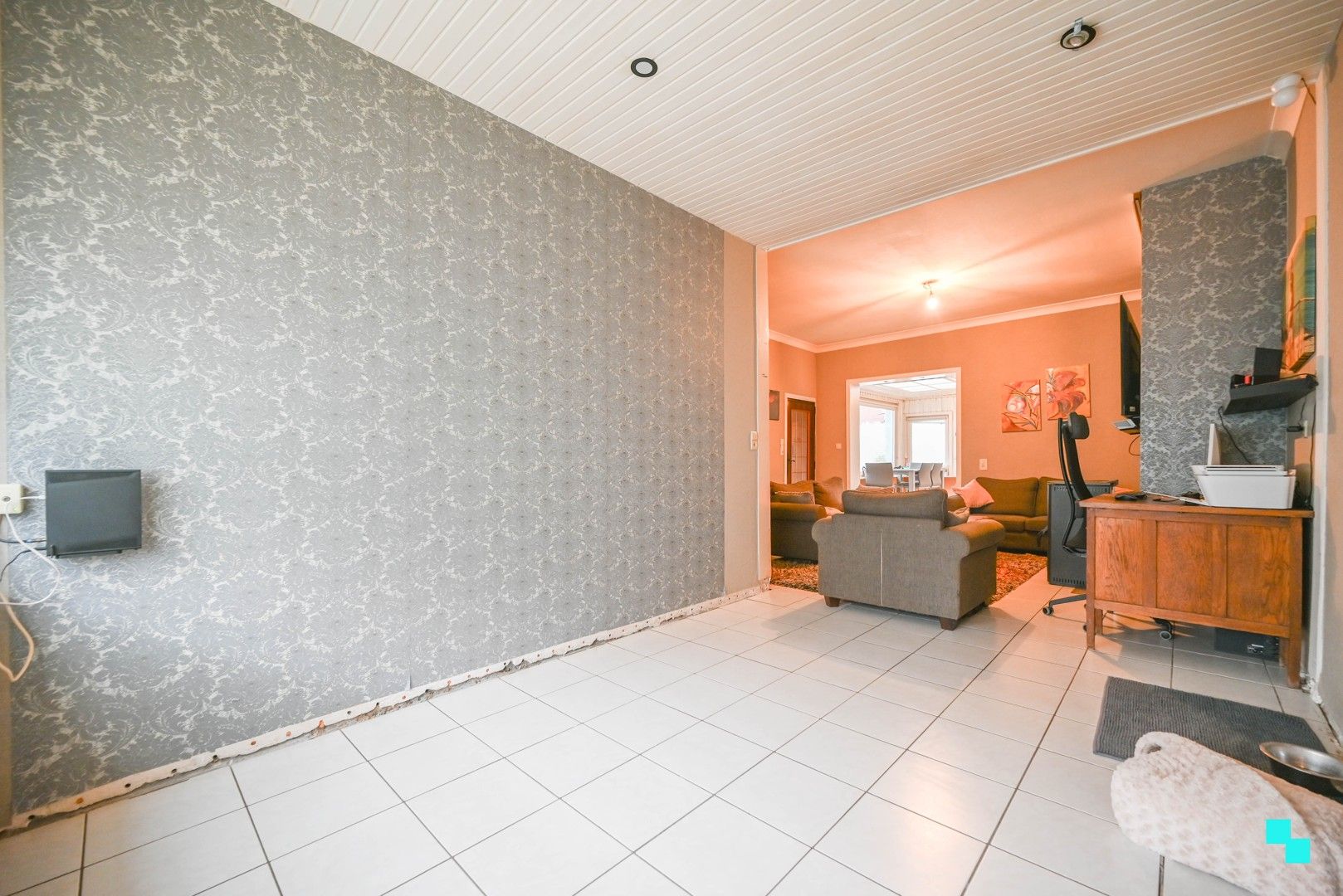 Eéngezinswoning met 4 slaapkamers in centrum Oostrozebeke foto 10