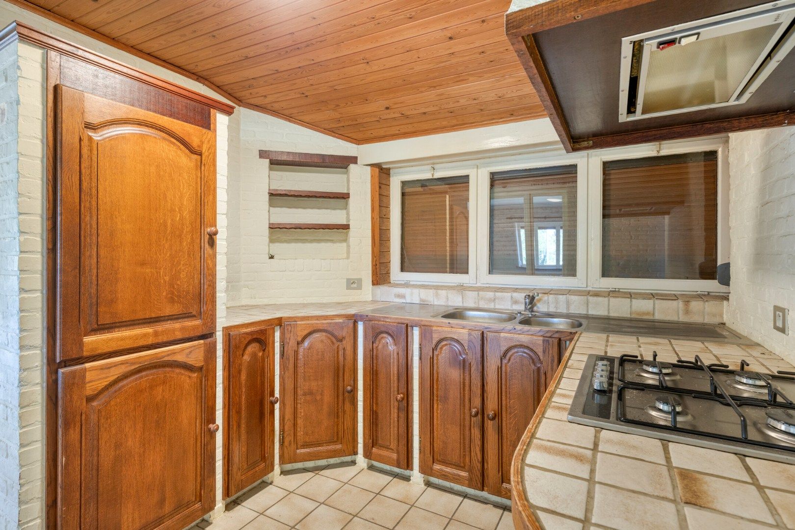 Halfopen bebouwing met ruime tuin en garage in Mol-Rauw ! foto 5