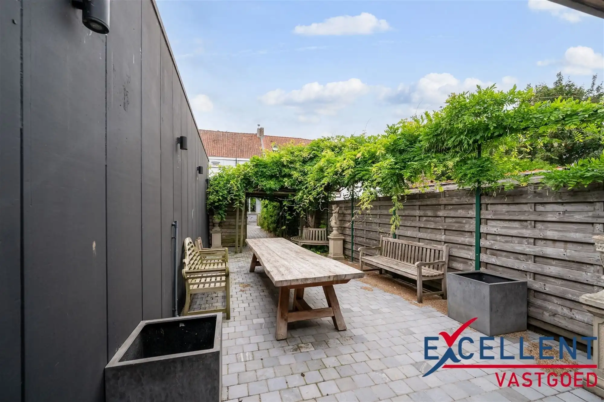 Uniek handelspand met ruime woonst foto 12