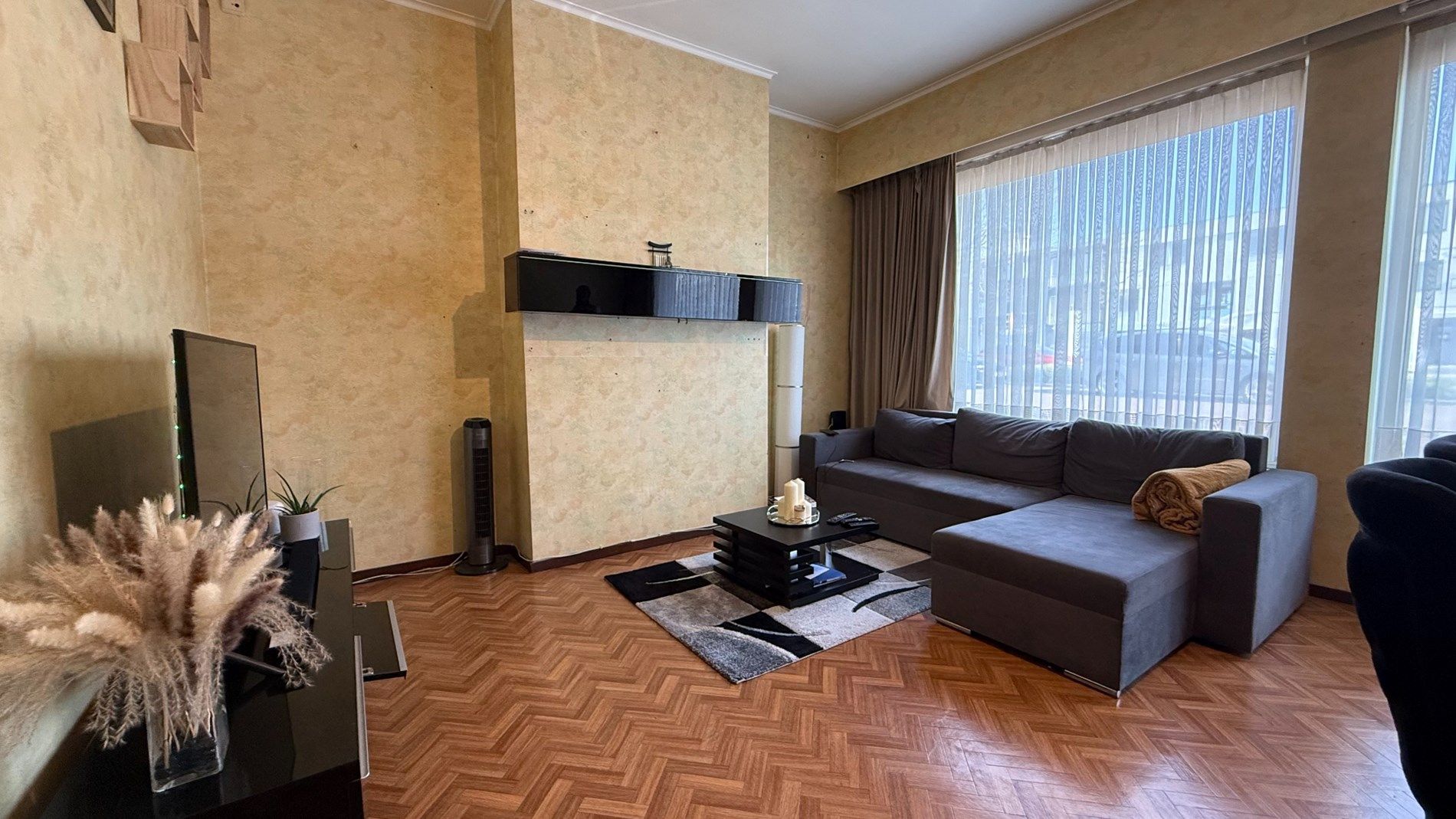 Gelijkvloers appartement te  huur in centrum Zulte! foto 2