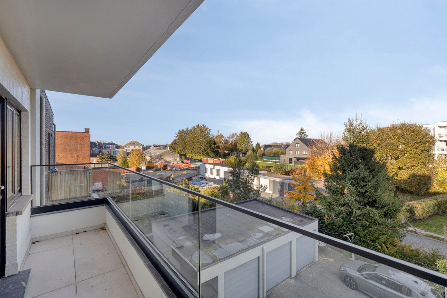 Volledig gerenoveerd en instapklaar 2 slaapkamer appartement foto 24