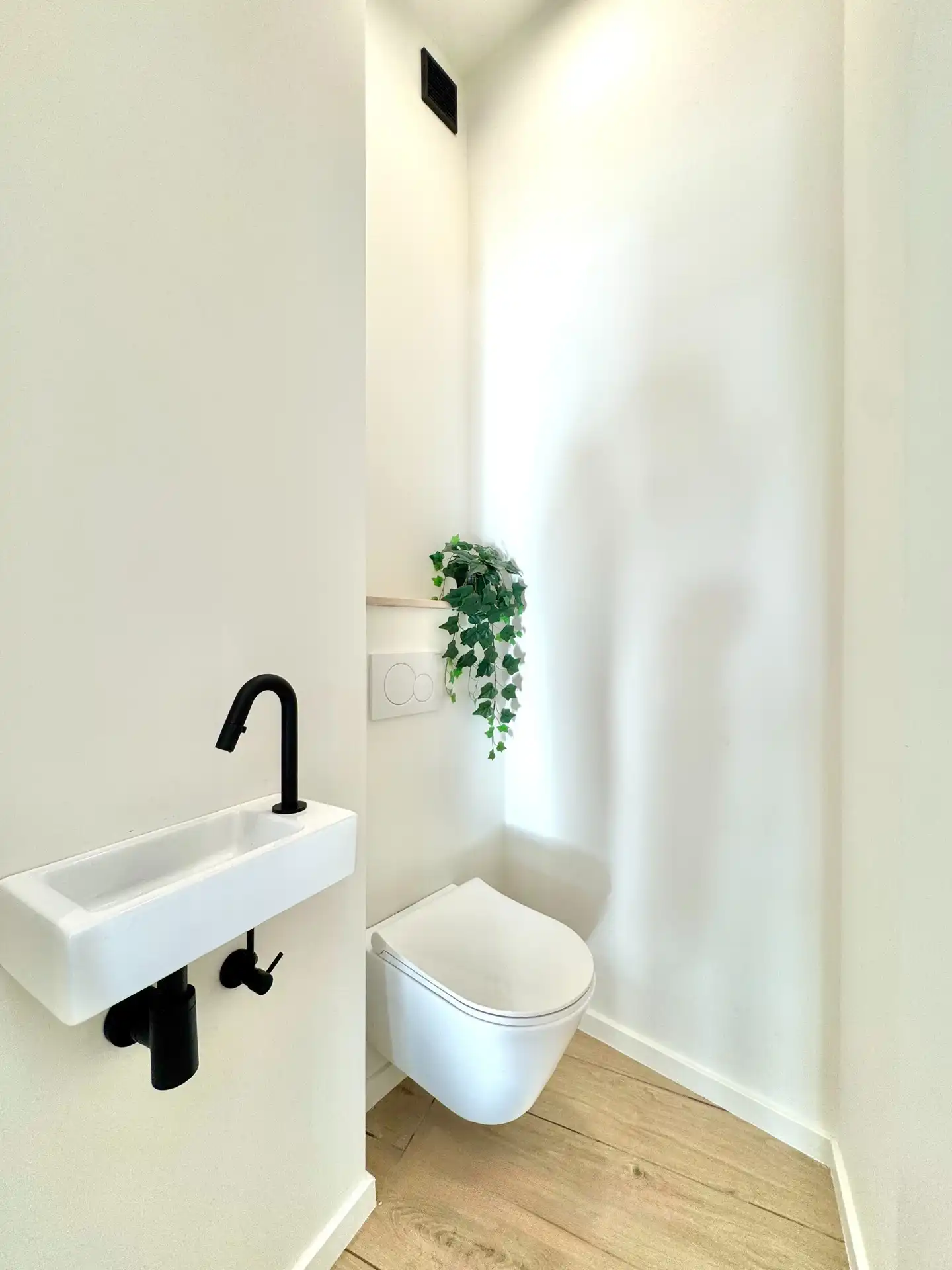 VOLLEDIG GERONOVEERDE WONING | 3 KAMERS | EPC B foto 11