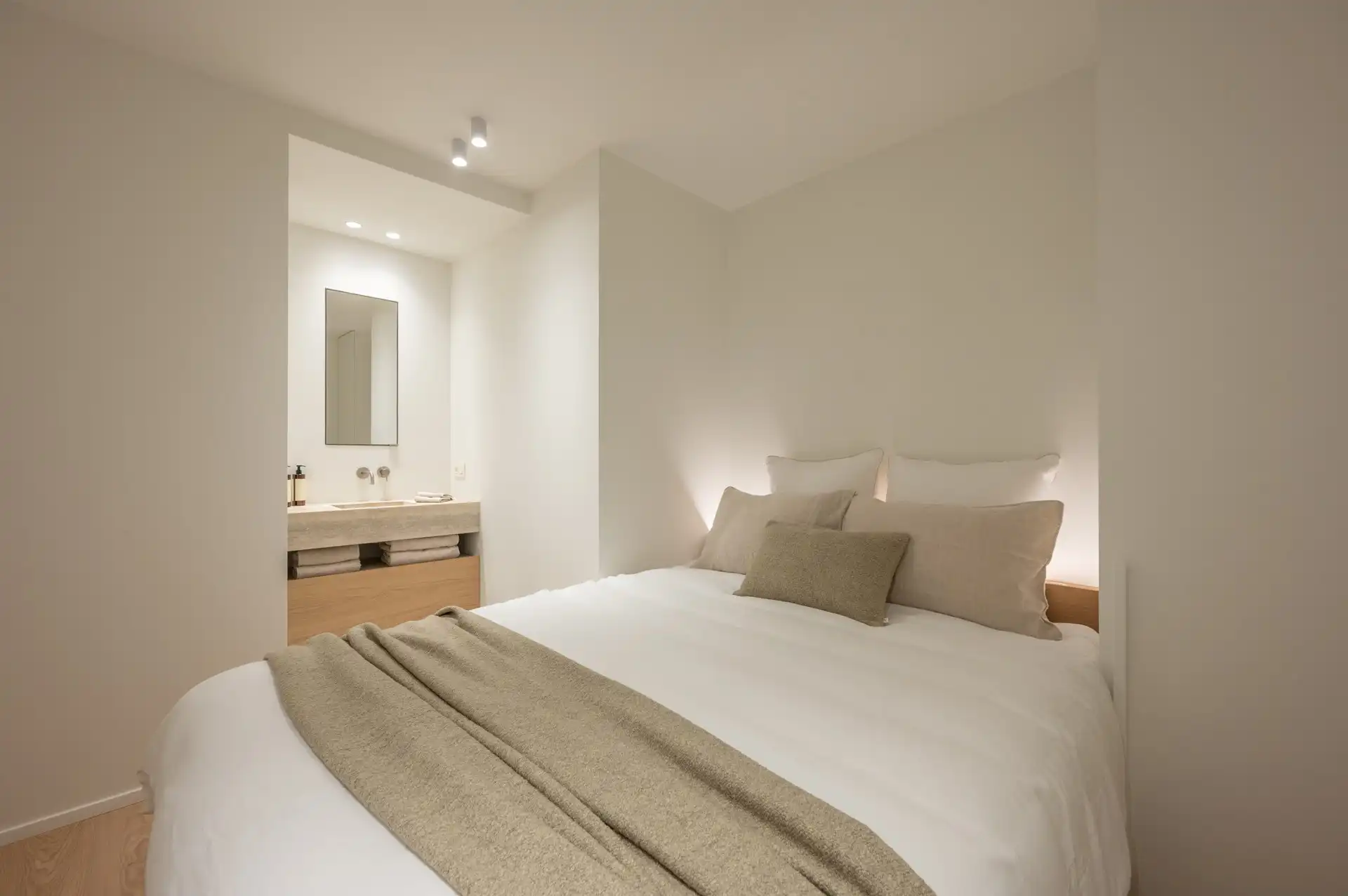 Prachtig gerenoveerd appartement met zuidwesten oriëntatie gelegen in het centrum van Knokke, vlakbij de Dumortierlaan foto 25