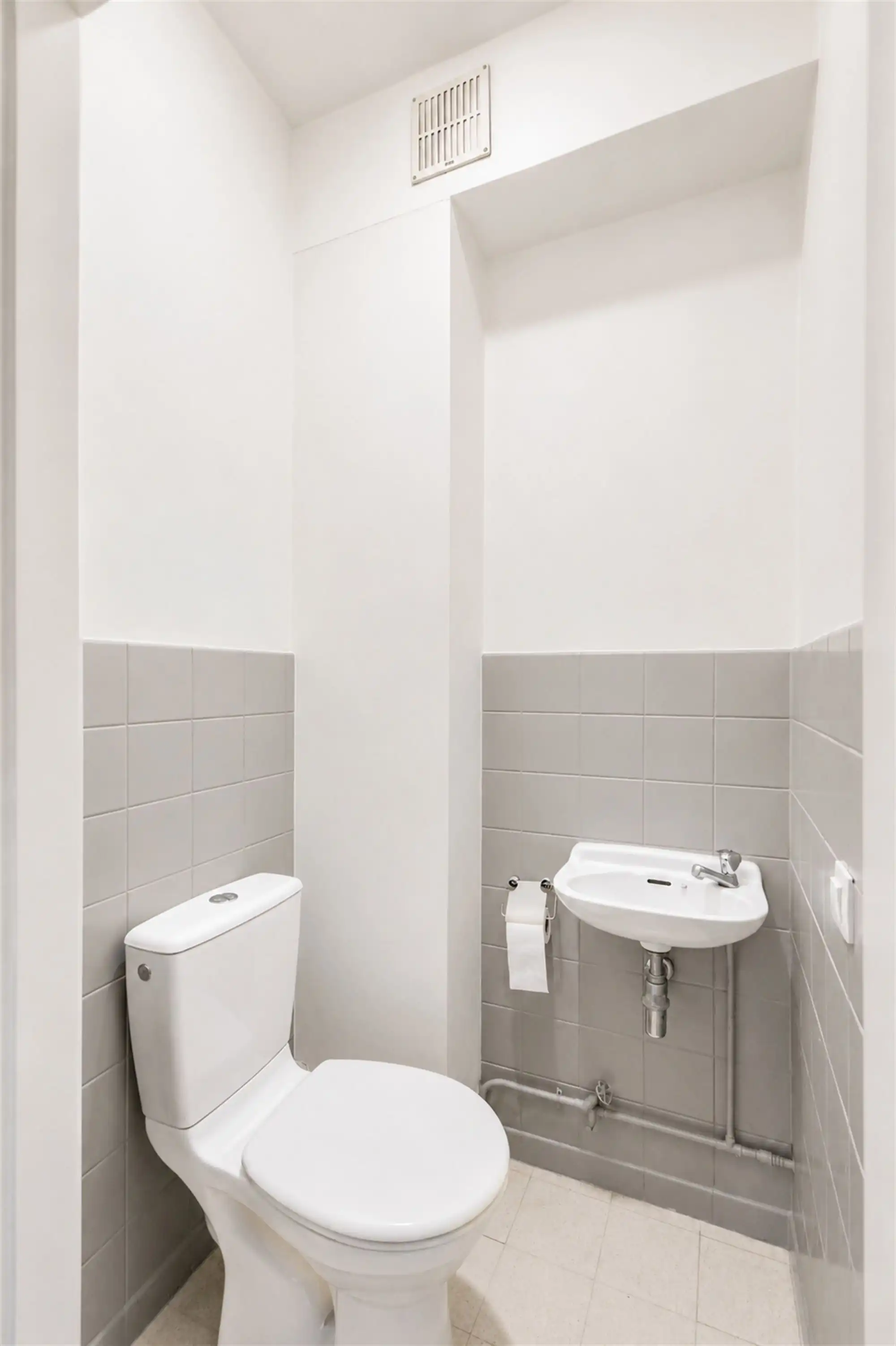 Appartementsgebouw op wandelafstand van centrum Wilrijk foto 17