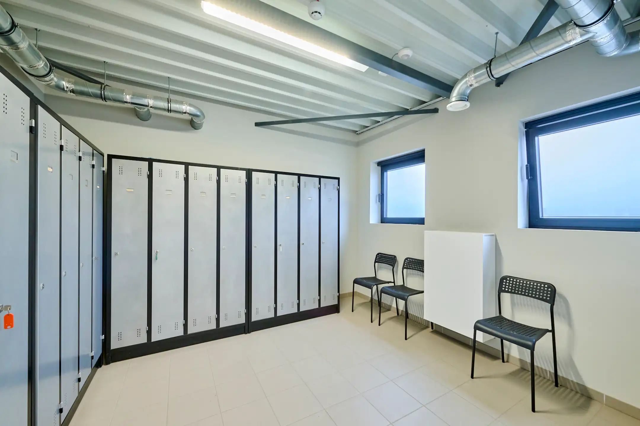 Multifunctioneel bedrijfsgebouw op Genk-Zuid foto 22