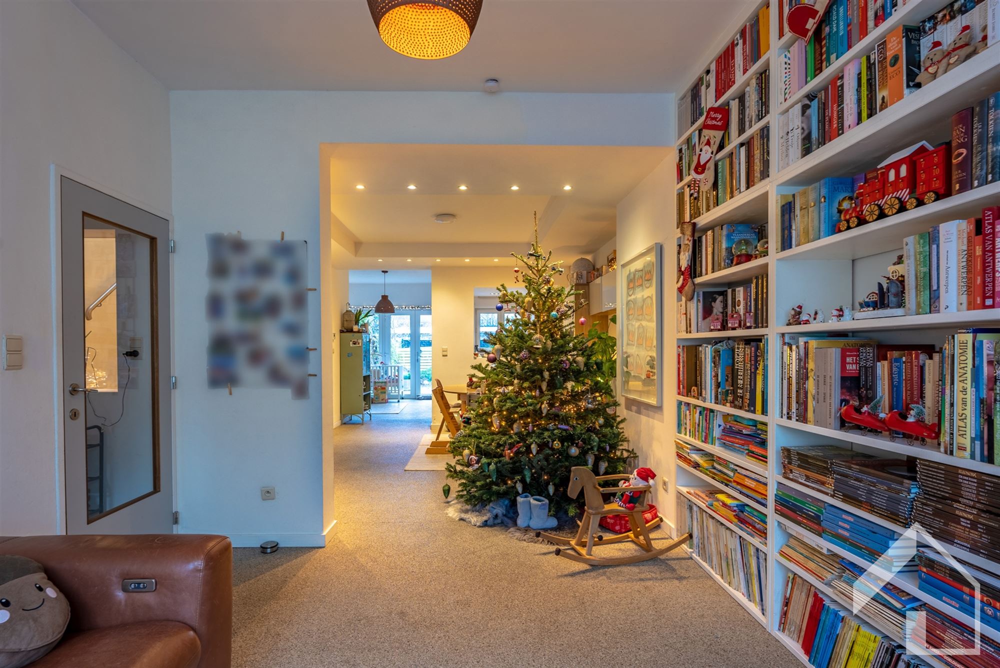 Verzorgde gezinswoning op uitstekende locatie in Merksem foto 3